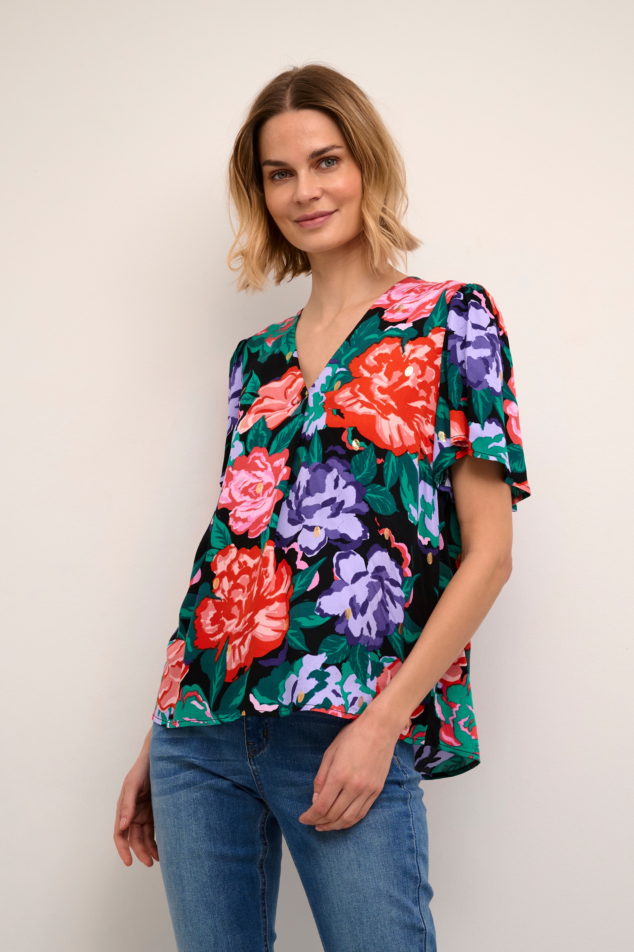 CUvirna Blouse with short sleeves LOOKBOOK FRONT 50109703-163823