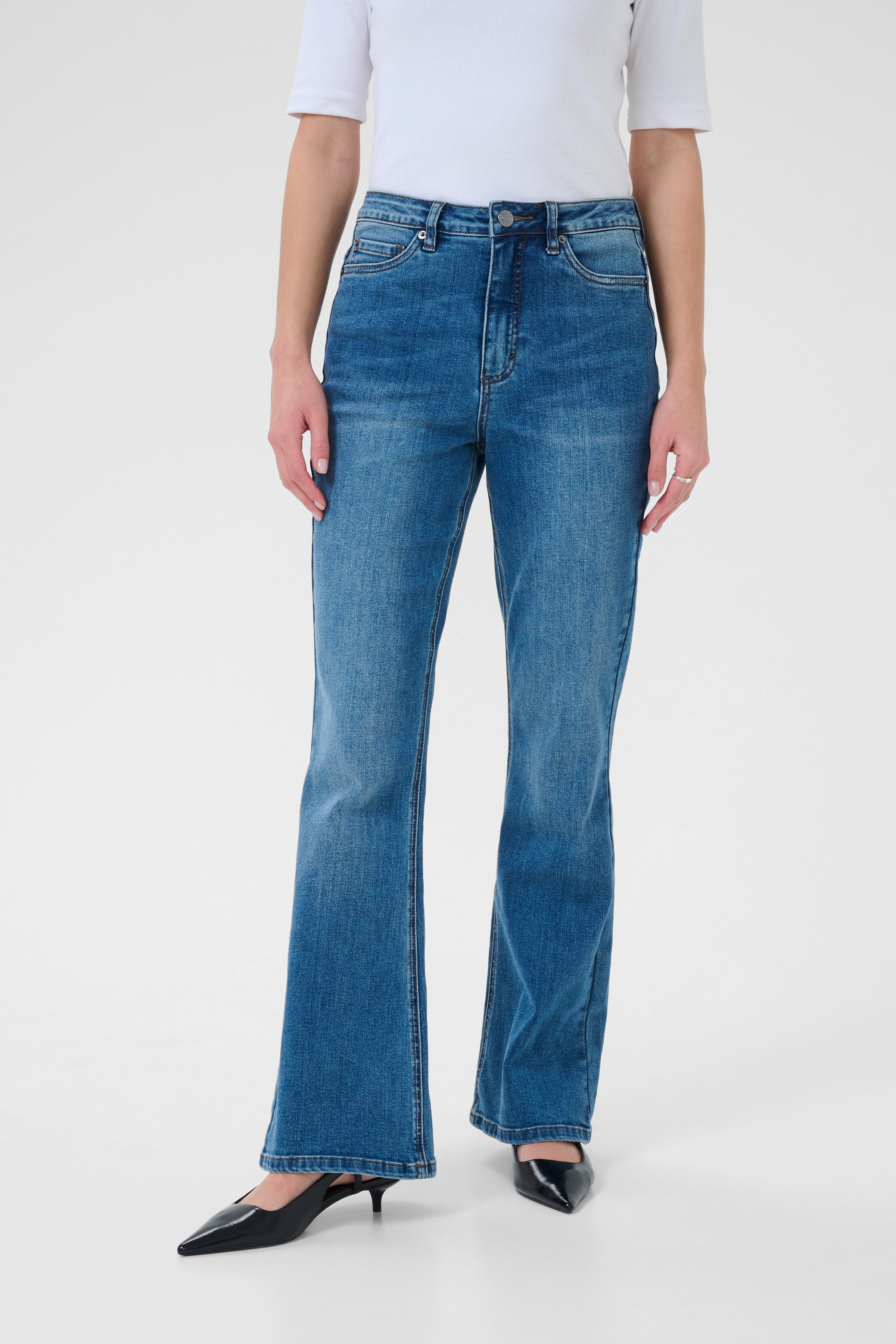 KAforest Jeans LOOKBOOK FRONT 10510720-102272