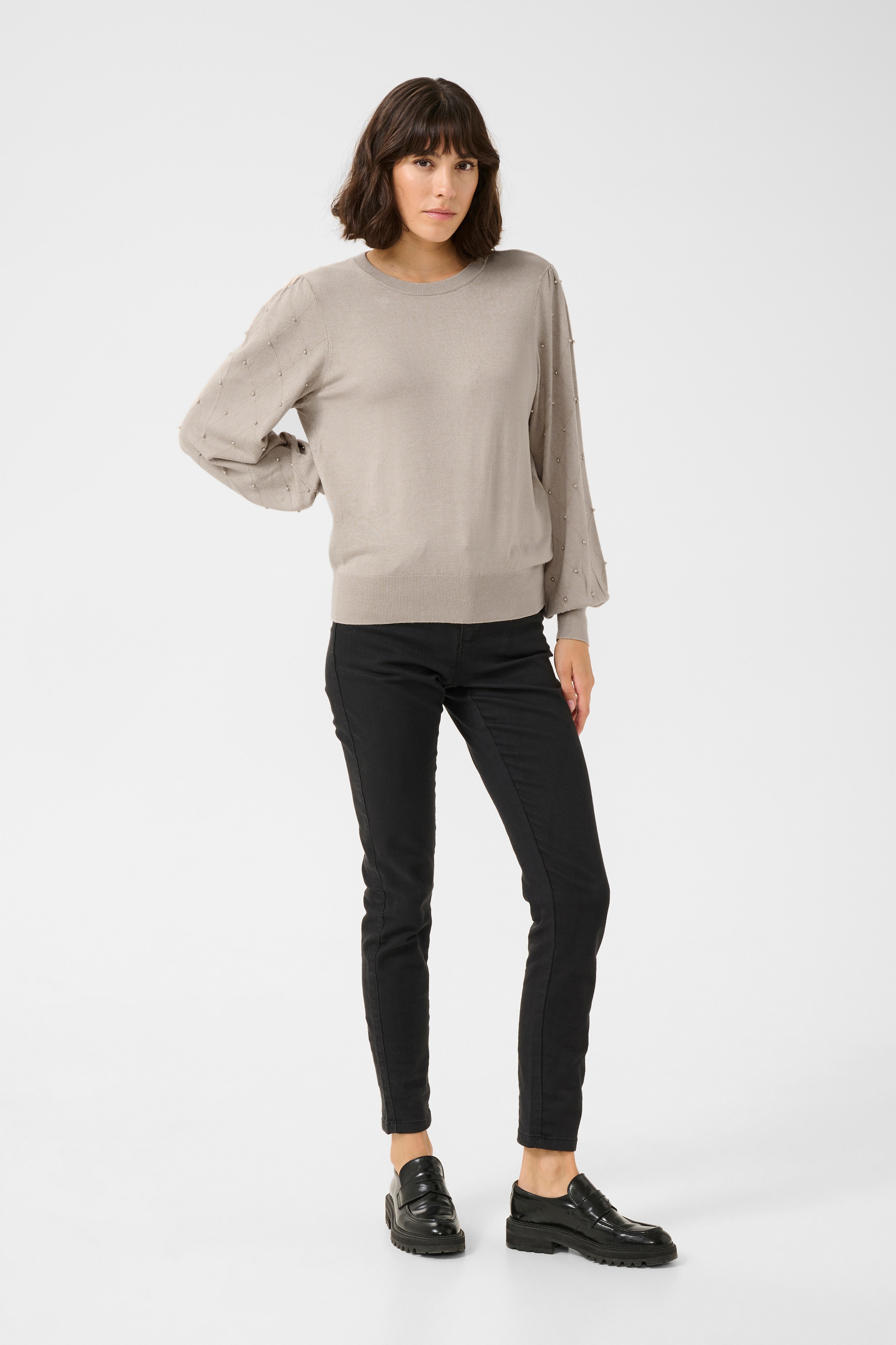 KAkaren Pullover LOOKBOOK FRONT 10509470-151305