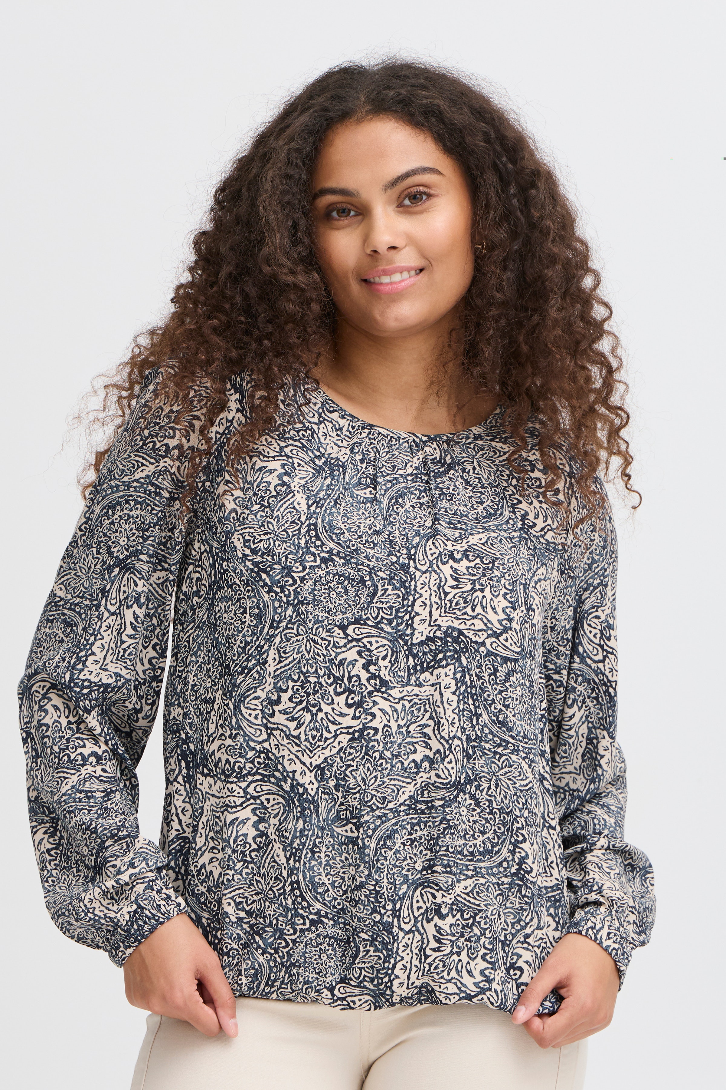 FRFLOWY Blouse with long sleeve LOOKBOOK FRONT 20615119-204052