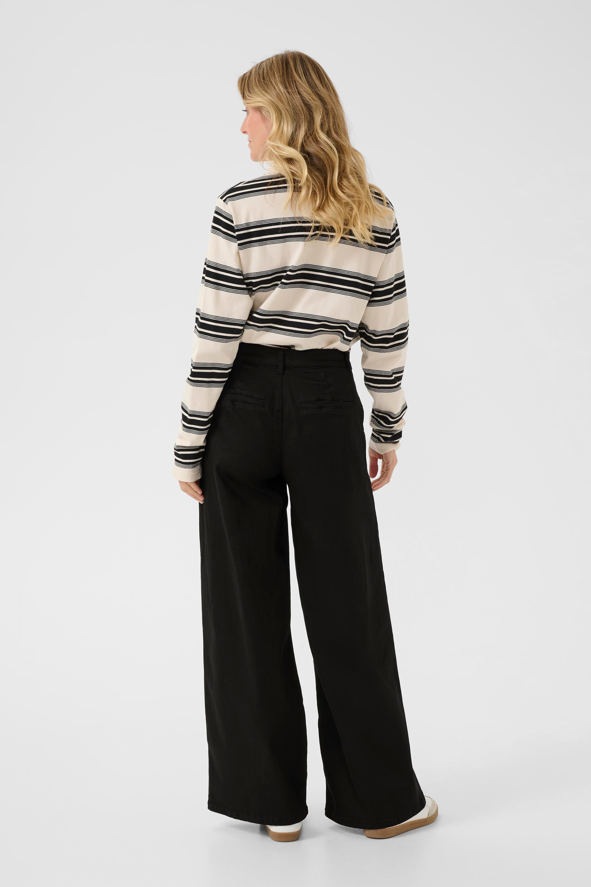 CRVisti Jeans LOOKBOOK BACK 10613683-100120