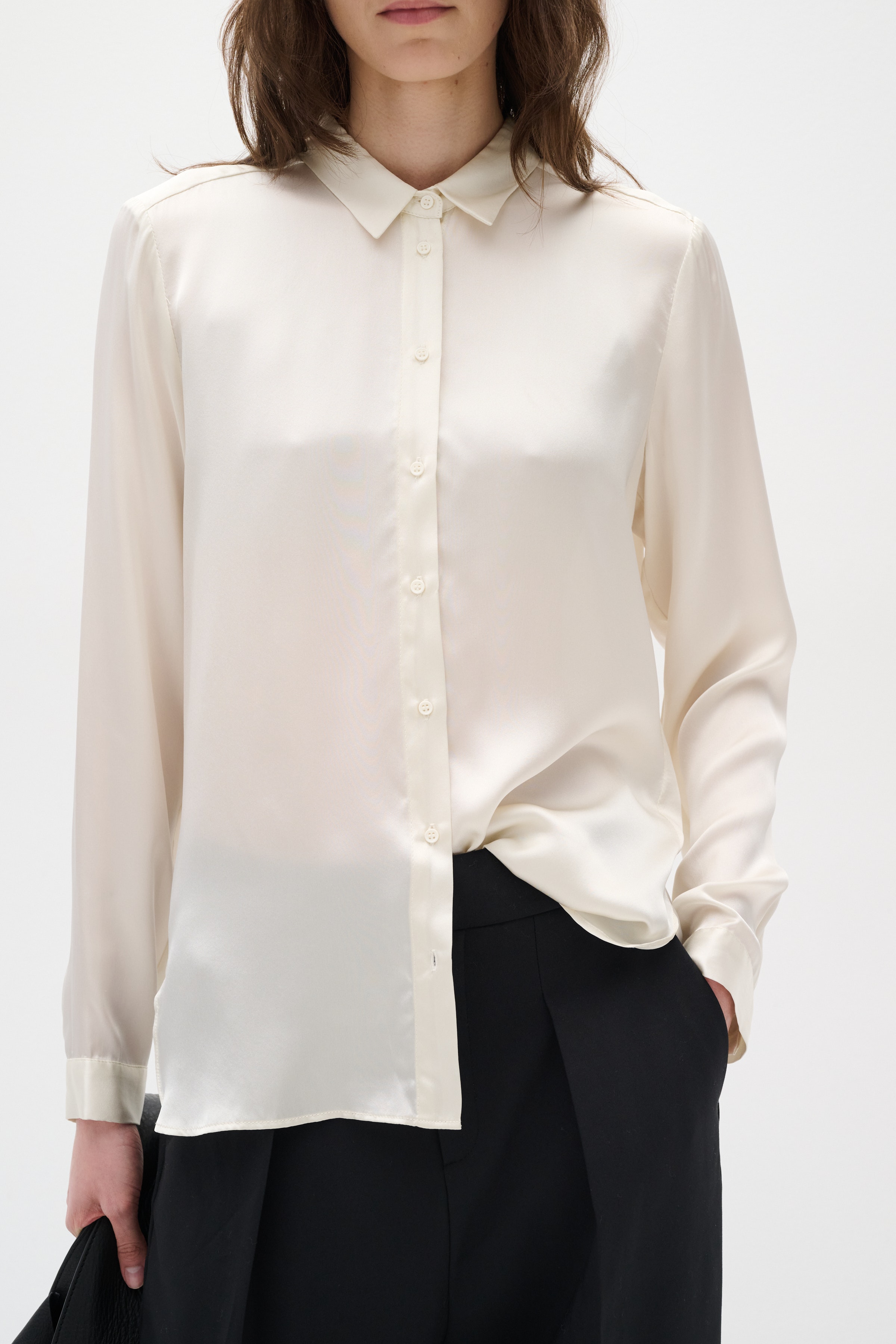 LeonoreIW Silk Shirt Premium LOOKBOOK DETAIL 30104237-110701