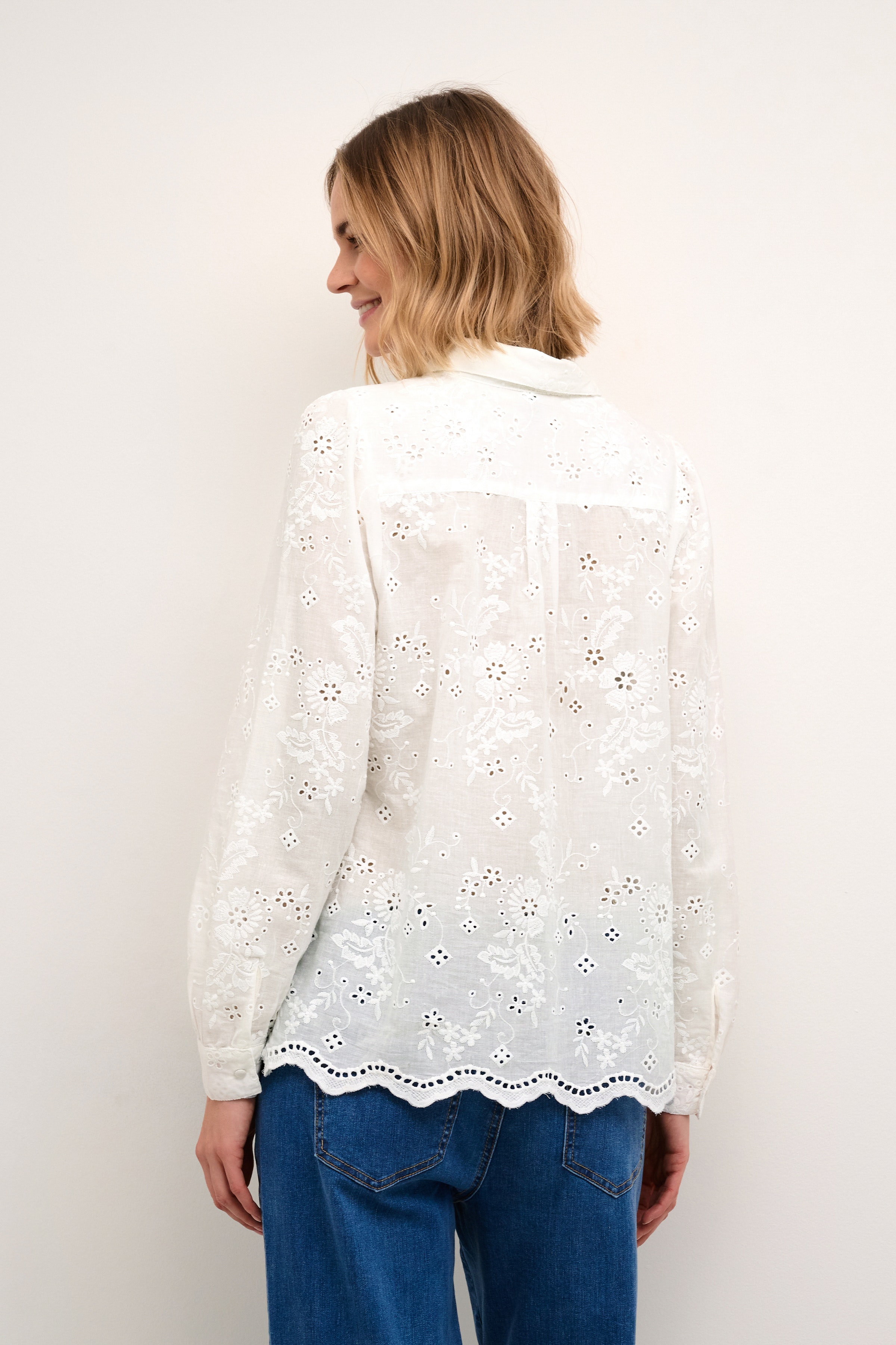 CUdora Blouse with embroidery LOOKBOOK BACK 50109851-500013