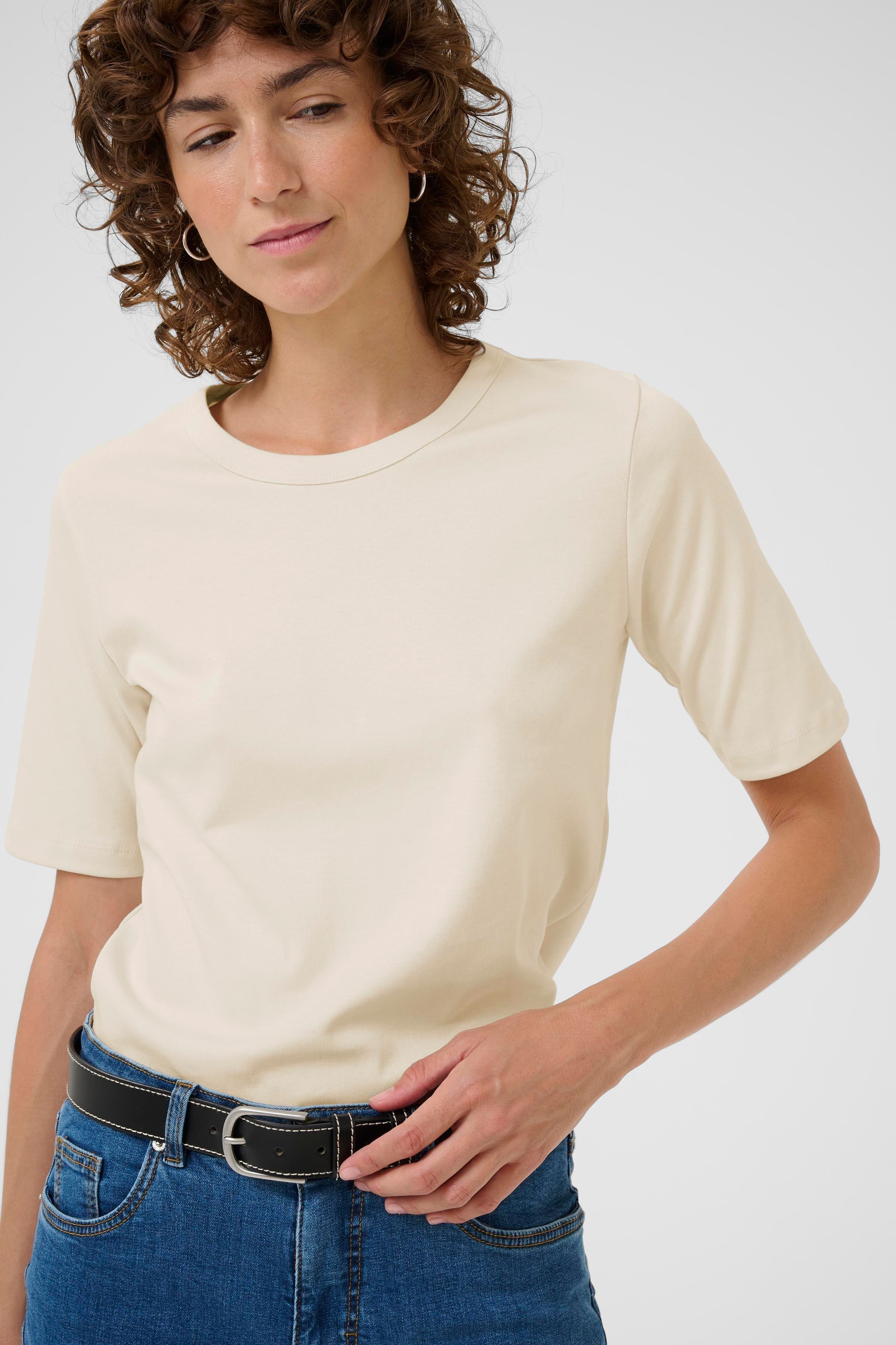 RatanaPW T-shirt LOOKBOOK FRONT 30309870-120304