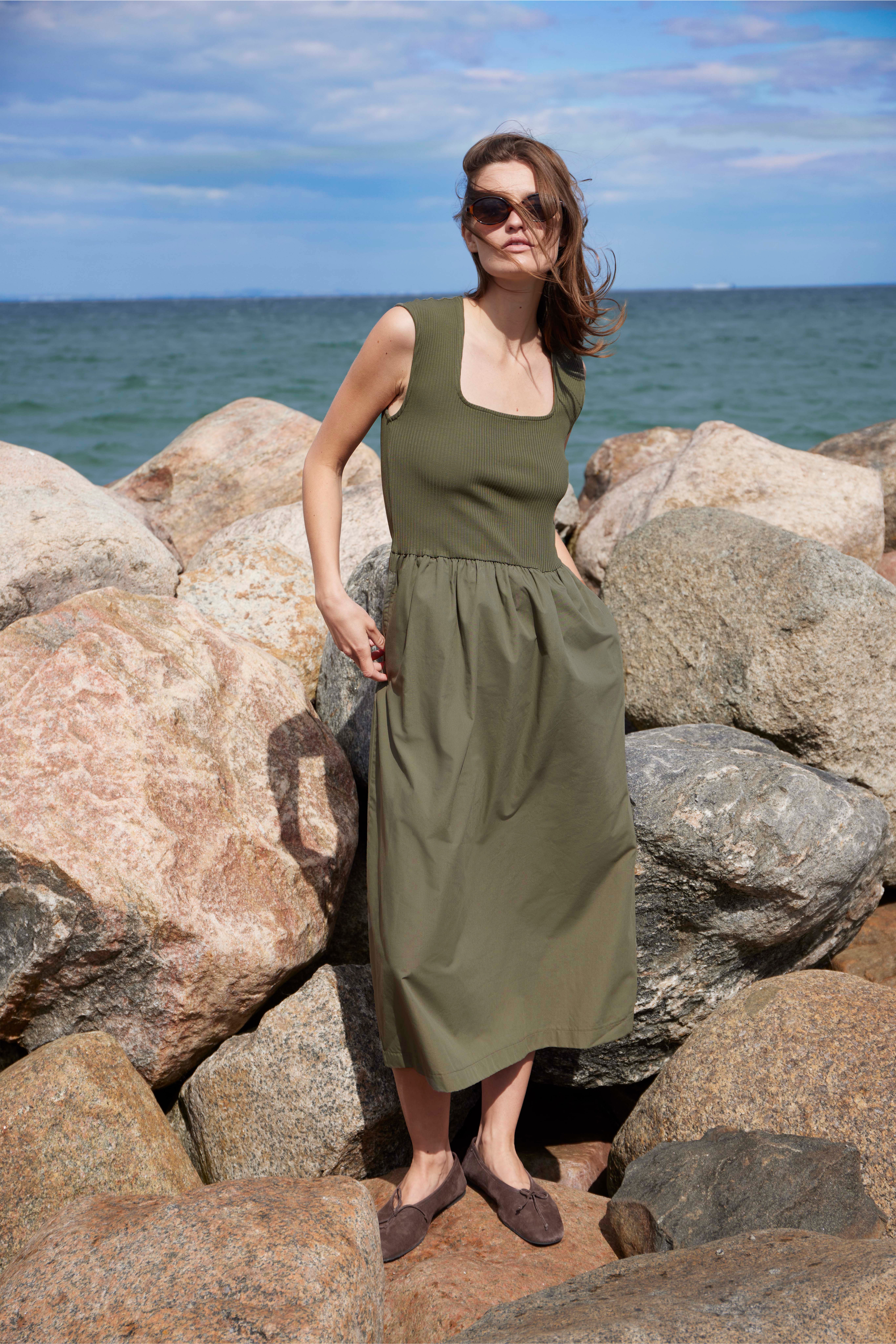 SLSimone Dress LOCATION NONE 30407490-190511