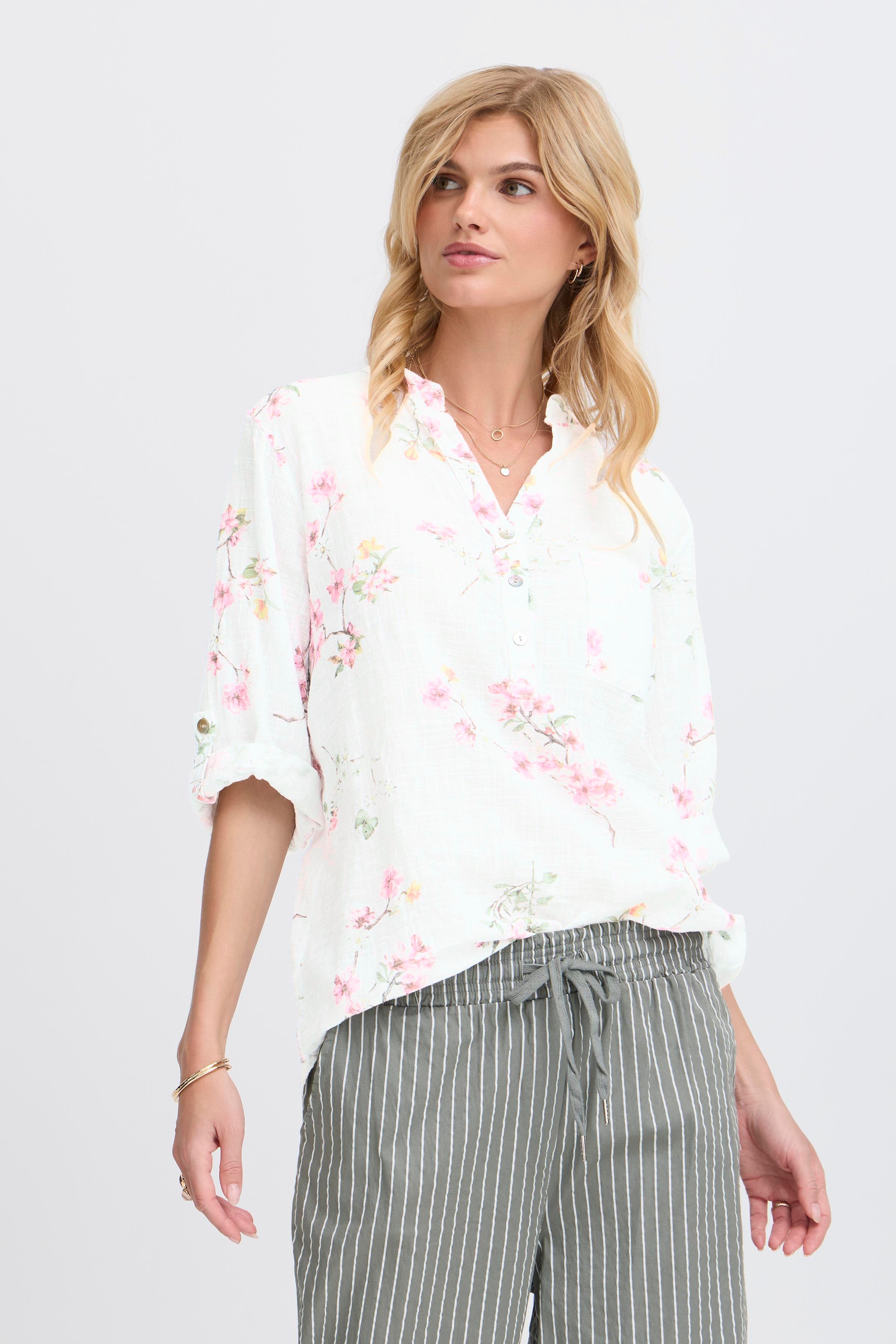 SBALEXA Bluse LOOKBOOK FRONT 22100970-110602