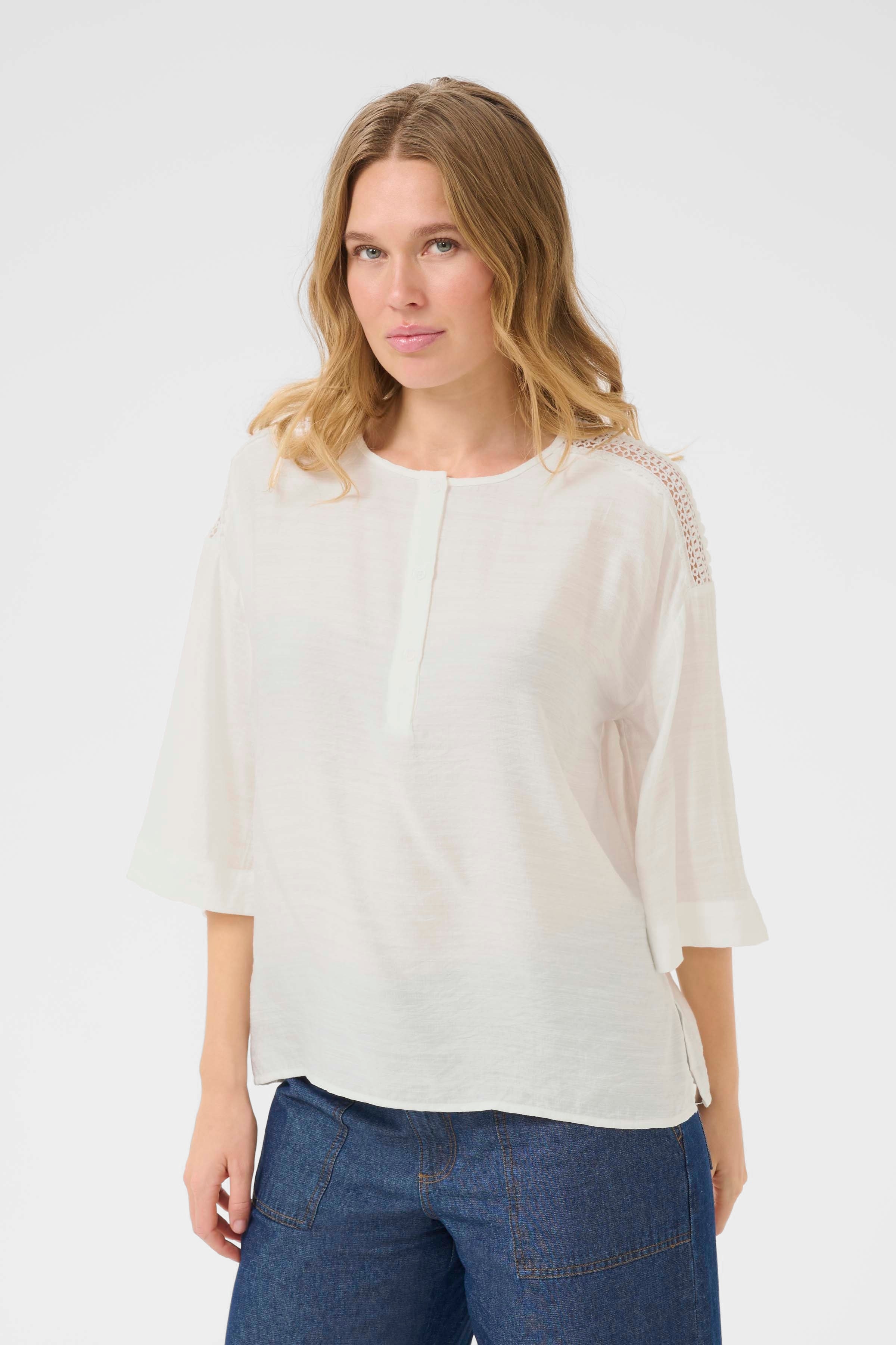 BPpenelope Blouse LOOKBOOK FRONT 10590877-110602B