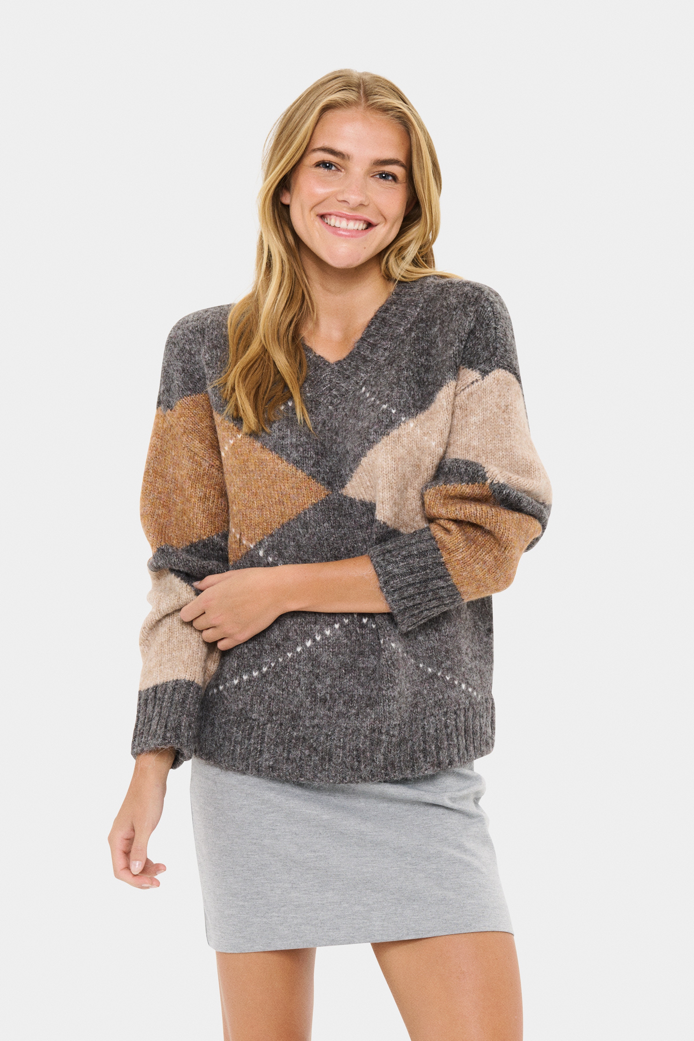 MaisaSZ Pullover LOOKBOOK FRONT 30514694-190205