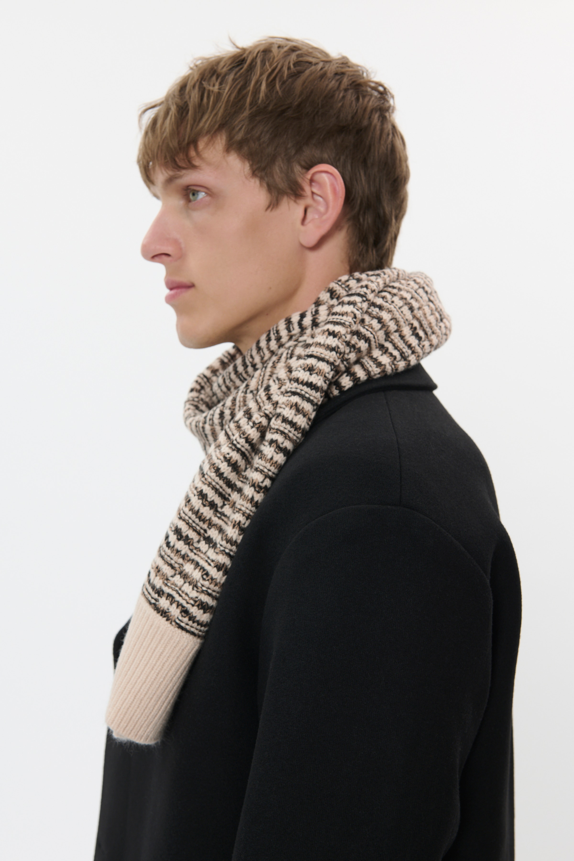 MAdramble Scarf LOOKBOOK DETAIL 30208608-171320
