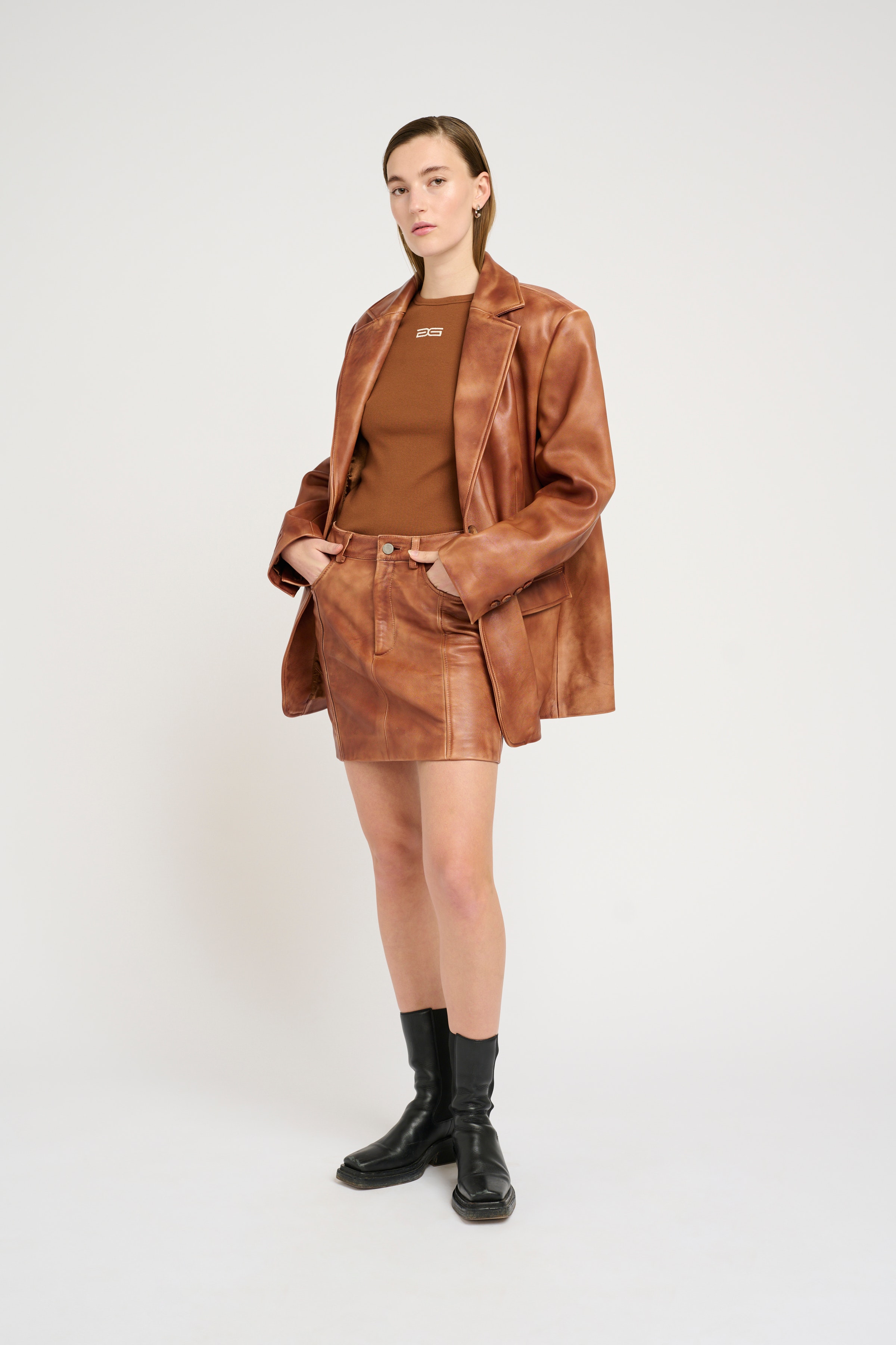 LucinaGZ Leather skirt LOOKBOOK FRONT 10909246-105698