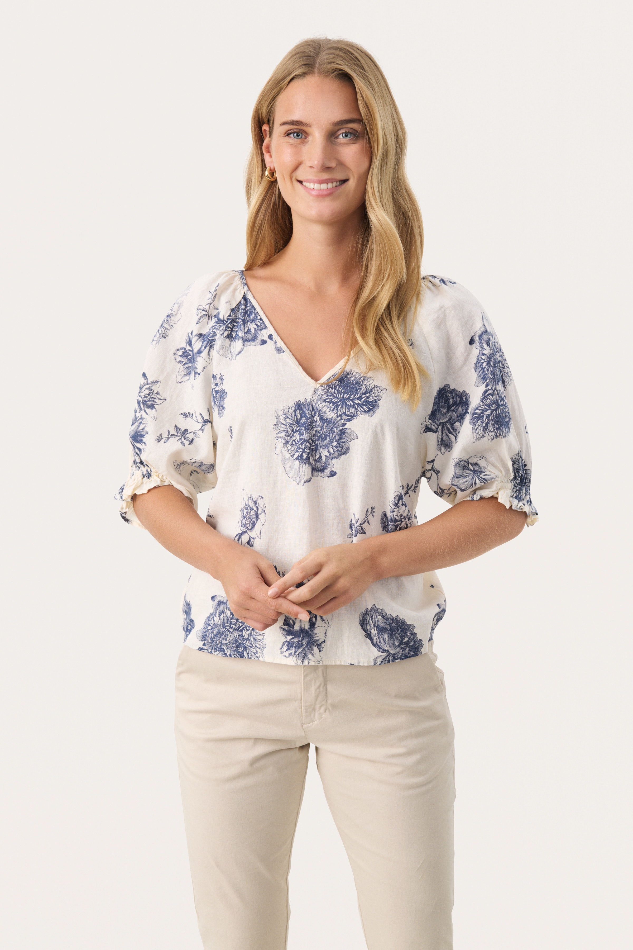 RosalynPW Linne Blus LOOKBOOK FRONT 30309625-303794