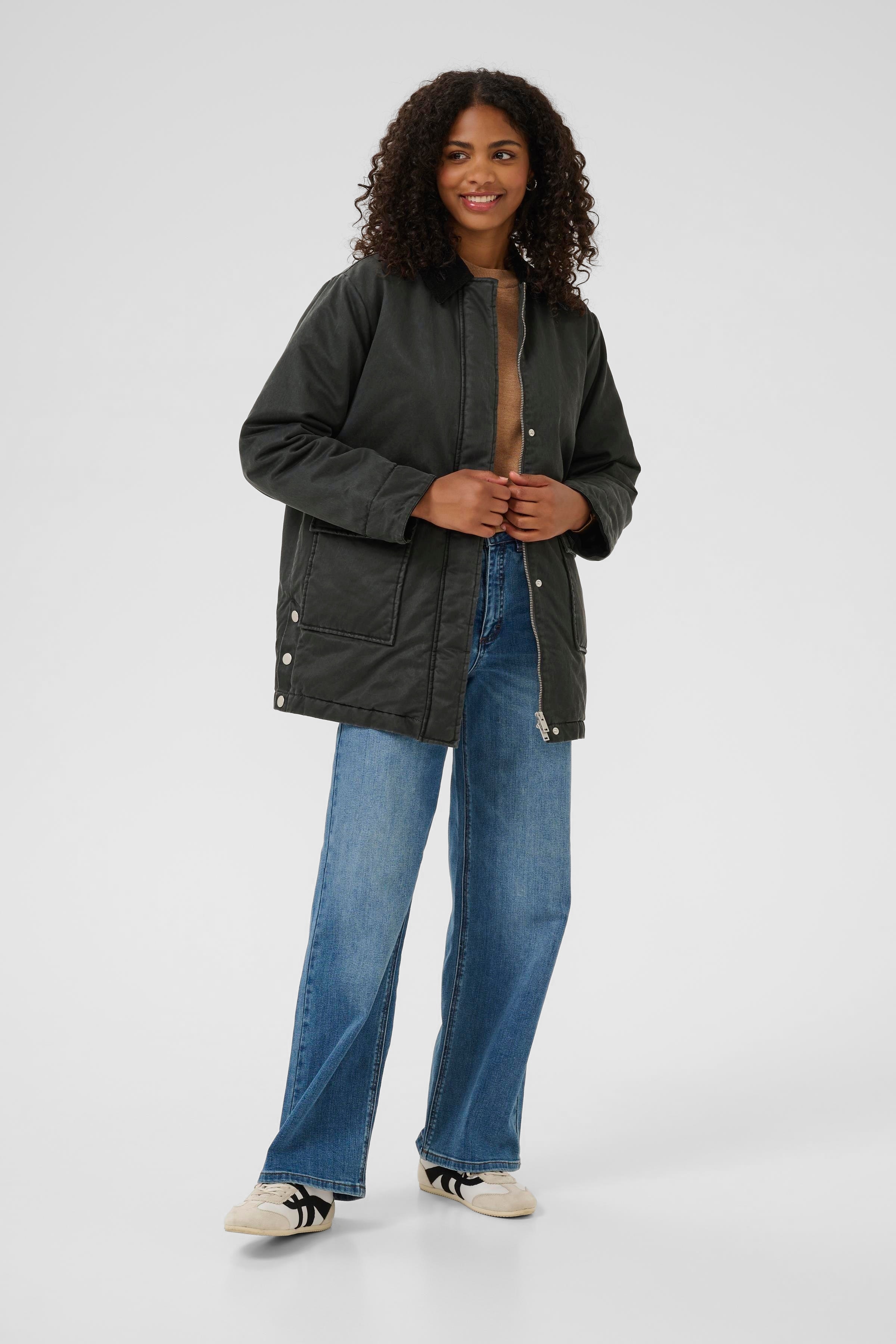 KAgianna Schwere Oberbekleidung LOOKBOOK FRONT 10510752-190205