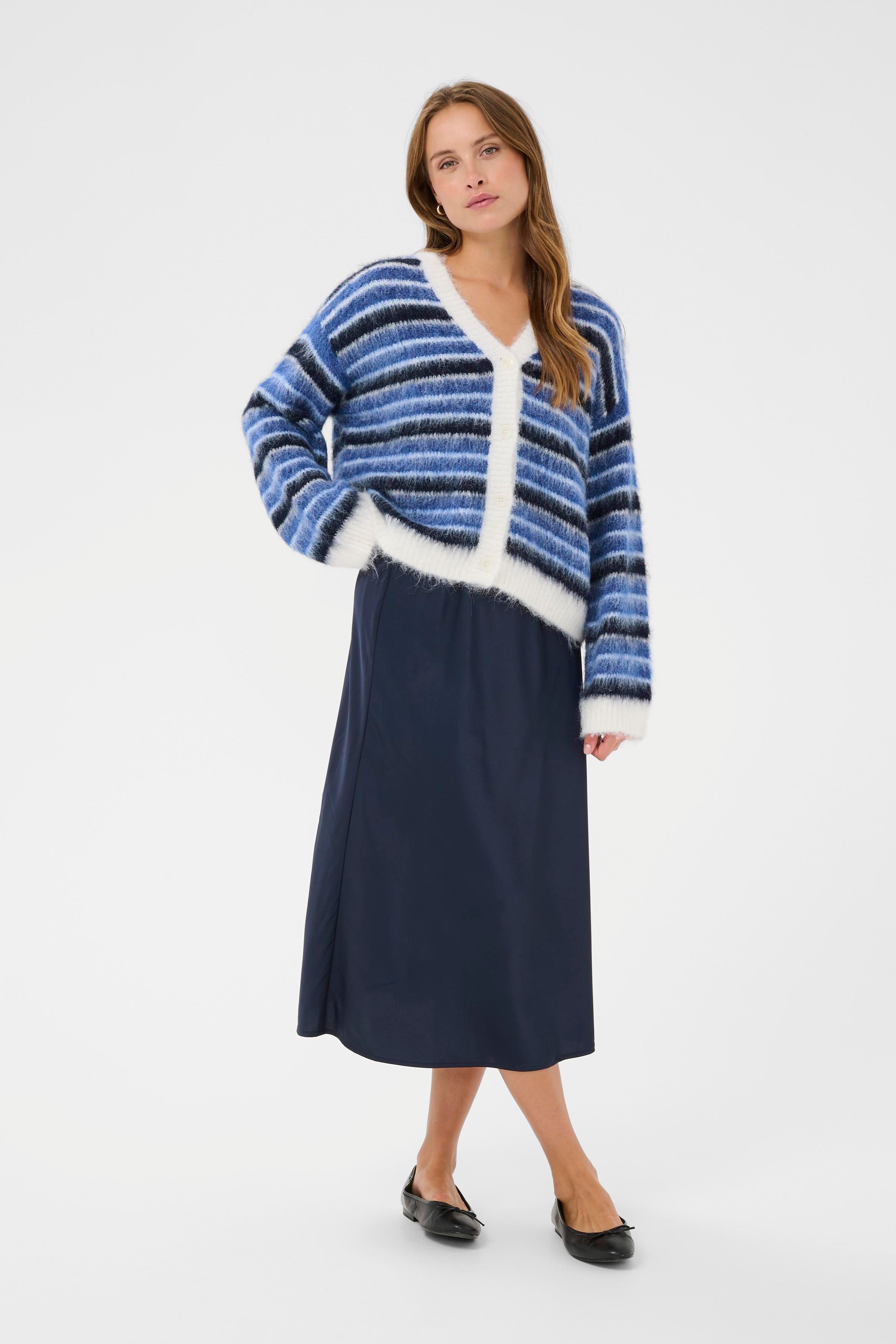 OlmaSZ Cardigan LOOKBOOK FRONT 30514758-304508