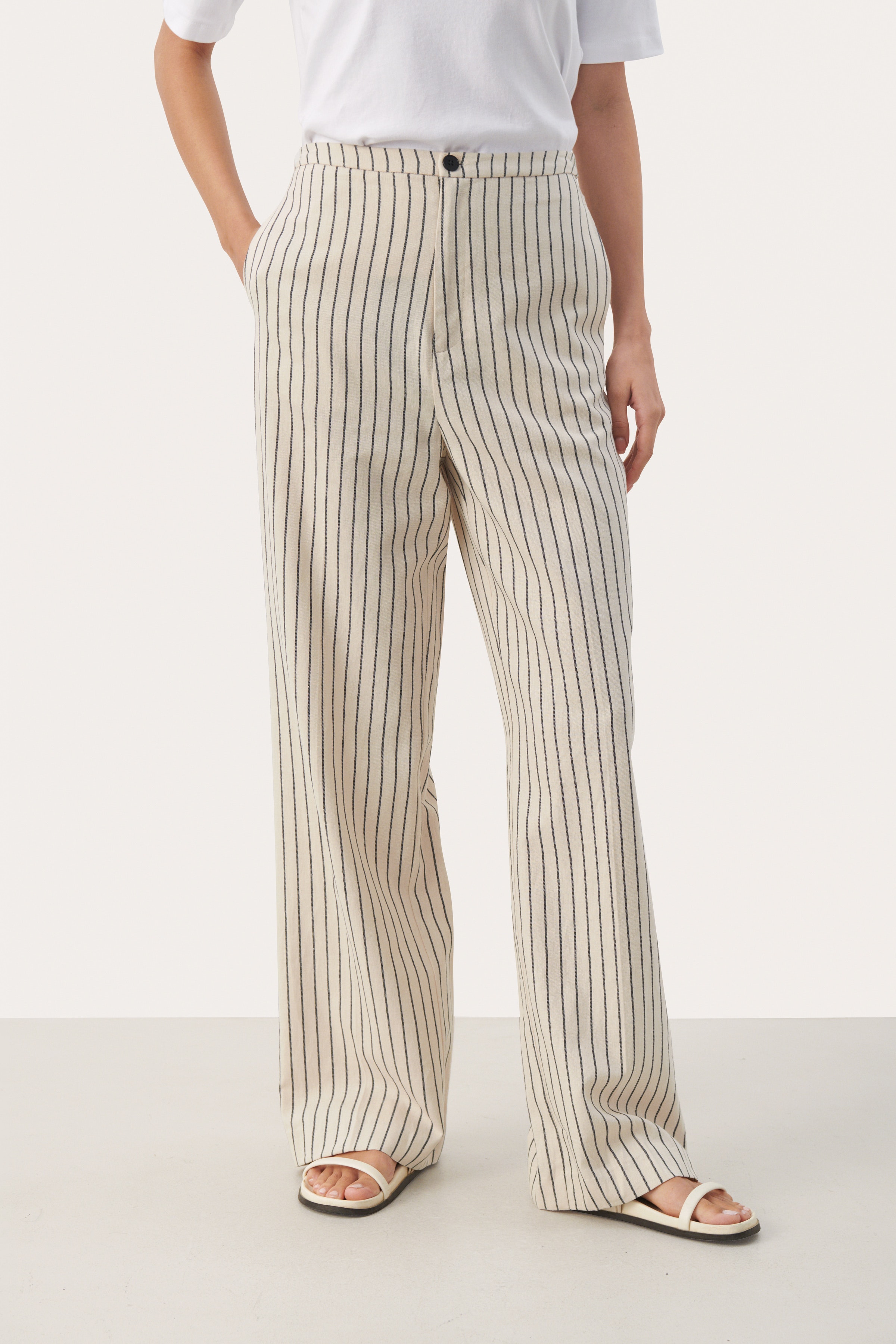 EleanaPW Suit trousers LOOKBOOK FRONT 30308484-302812