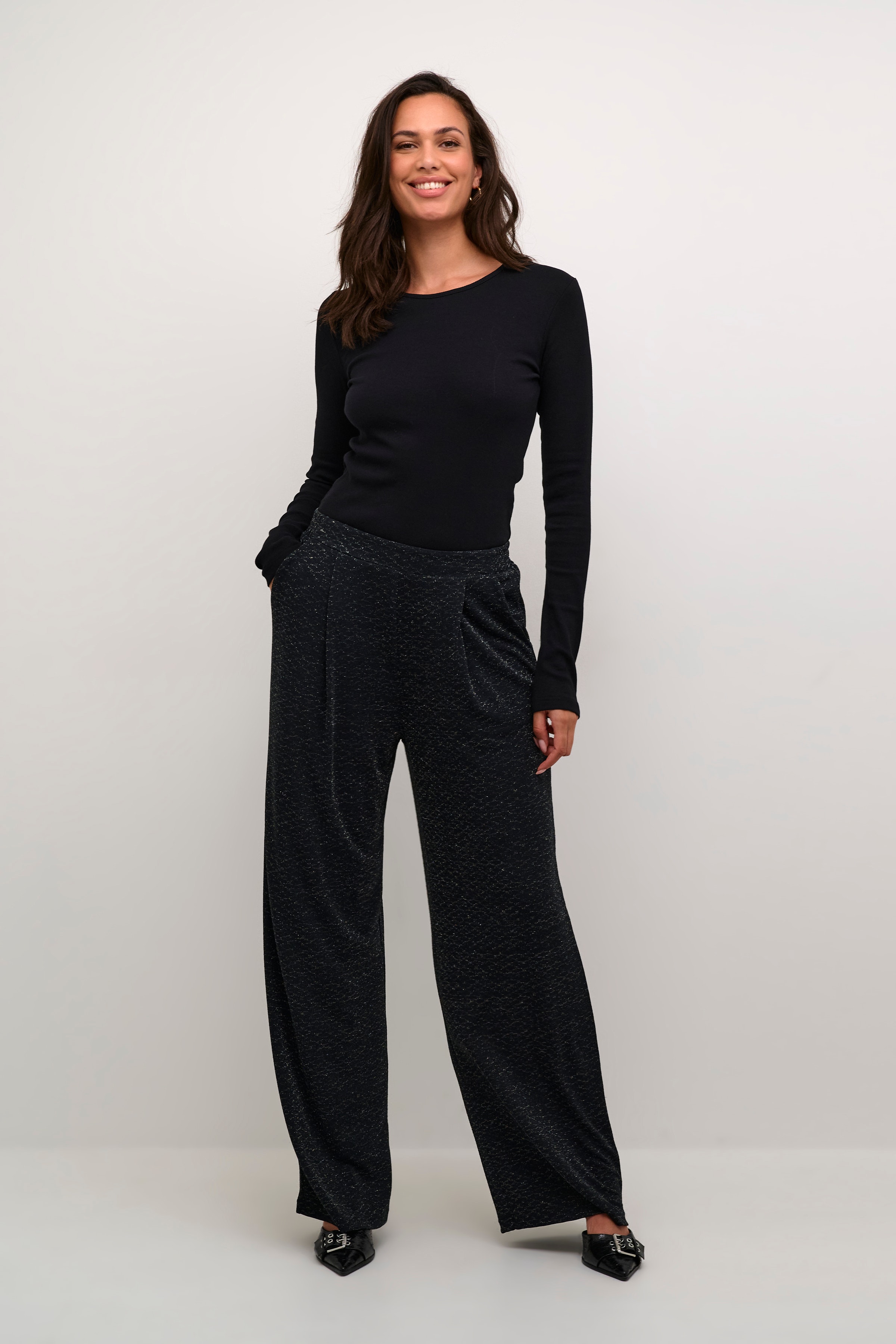 KAellie Trousers LOOKBOOK FRONT 10509265-106669