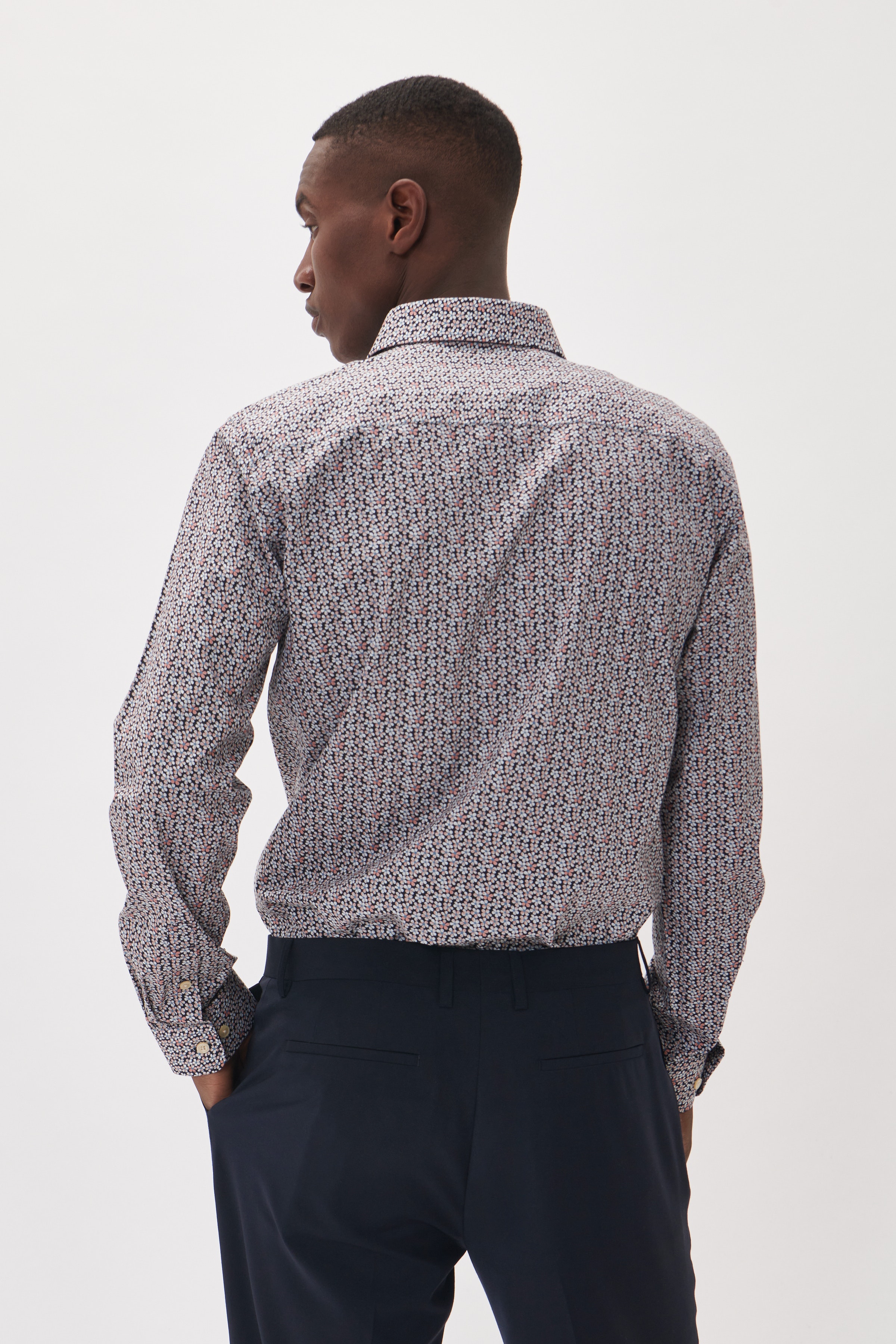 MAtrostol Shirt LOOKBOOK BACK 30207167-181629