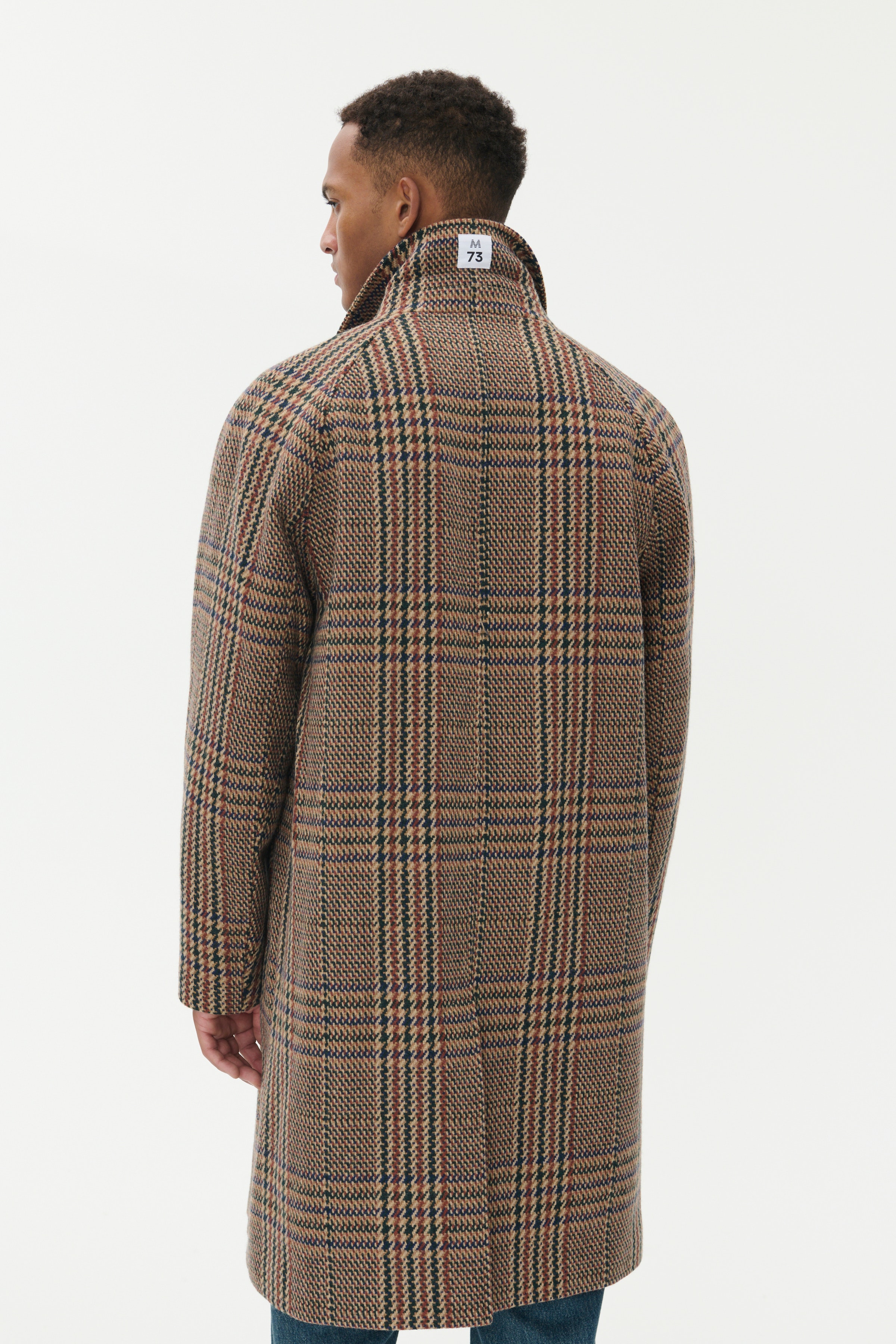 MAelijah Wolmantel LOOKBOOK BACK 30208575-171128