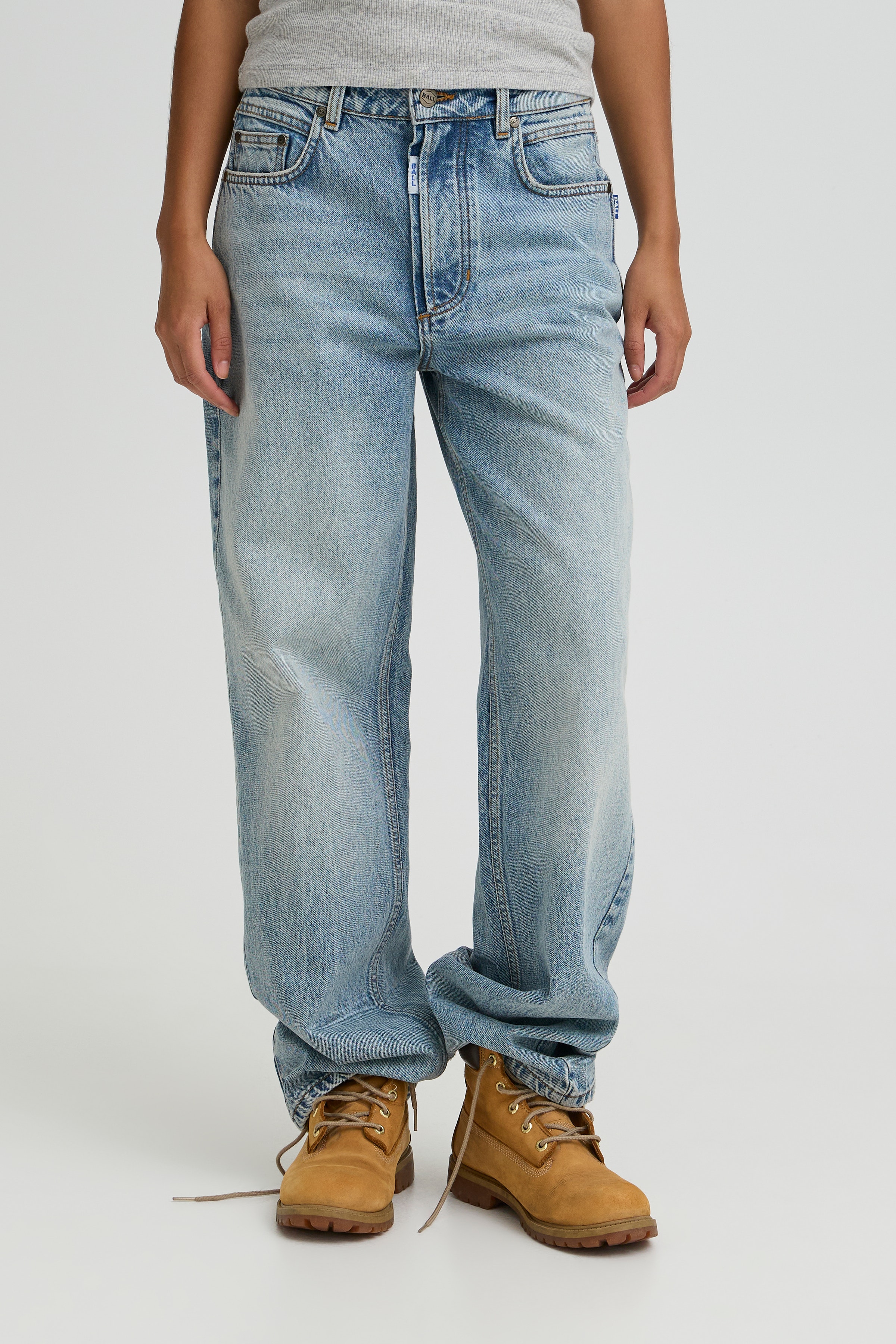 BASAGA Jeans LOOKBOOK FRONT 50408017-900005059