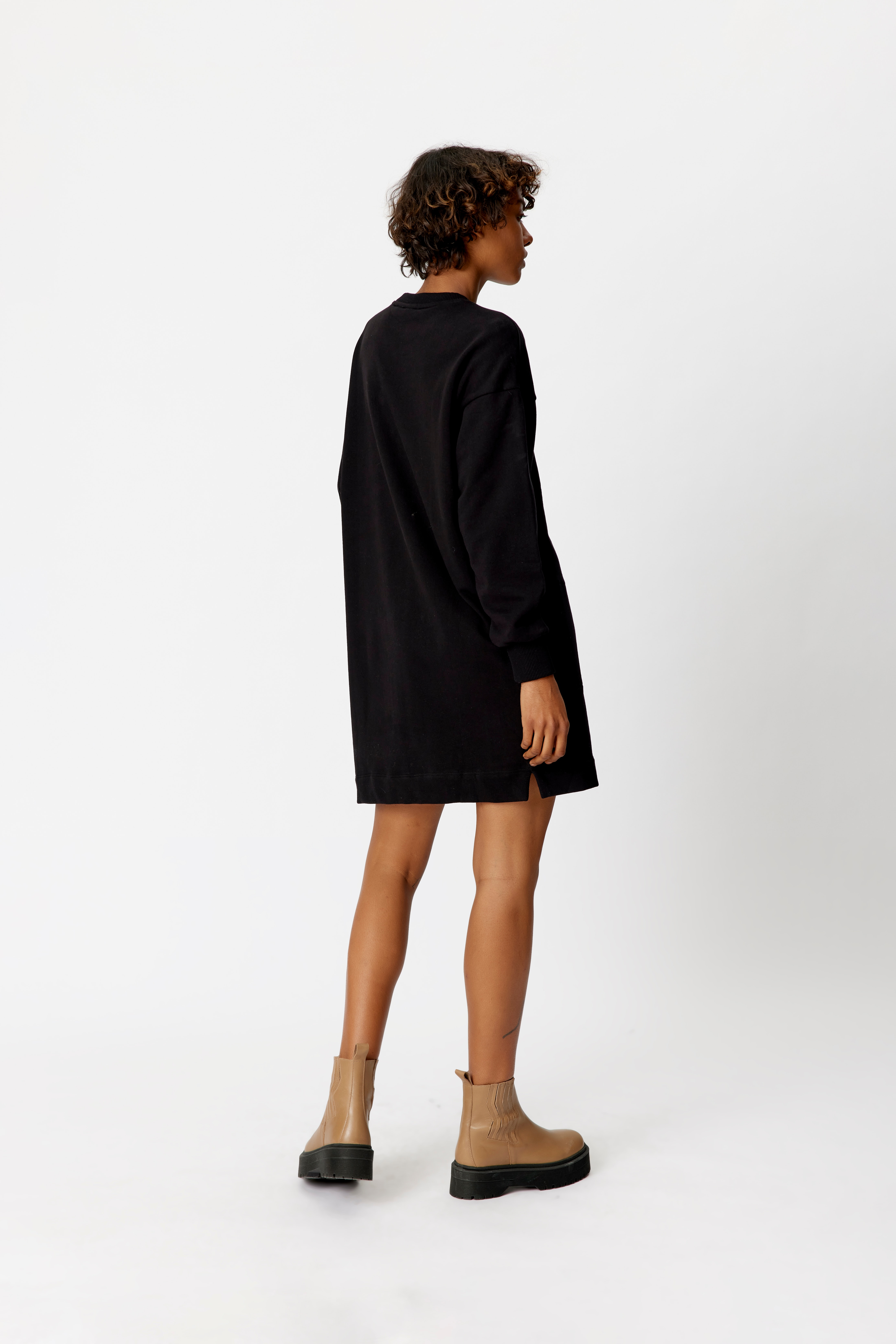 BirtaGZ Sweatshirt LOOKBOOK BACK 10905869-100017