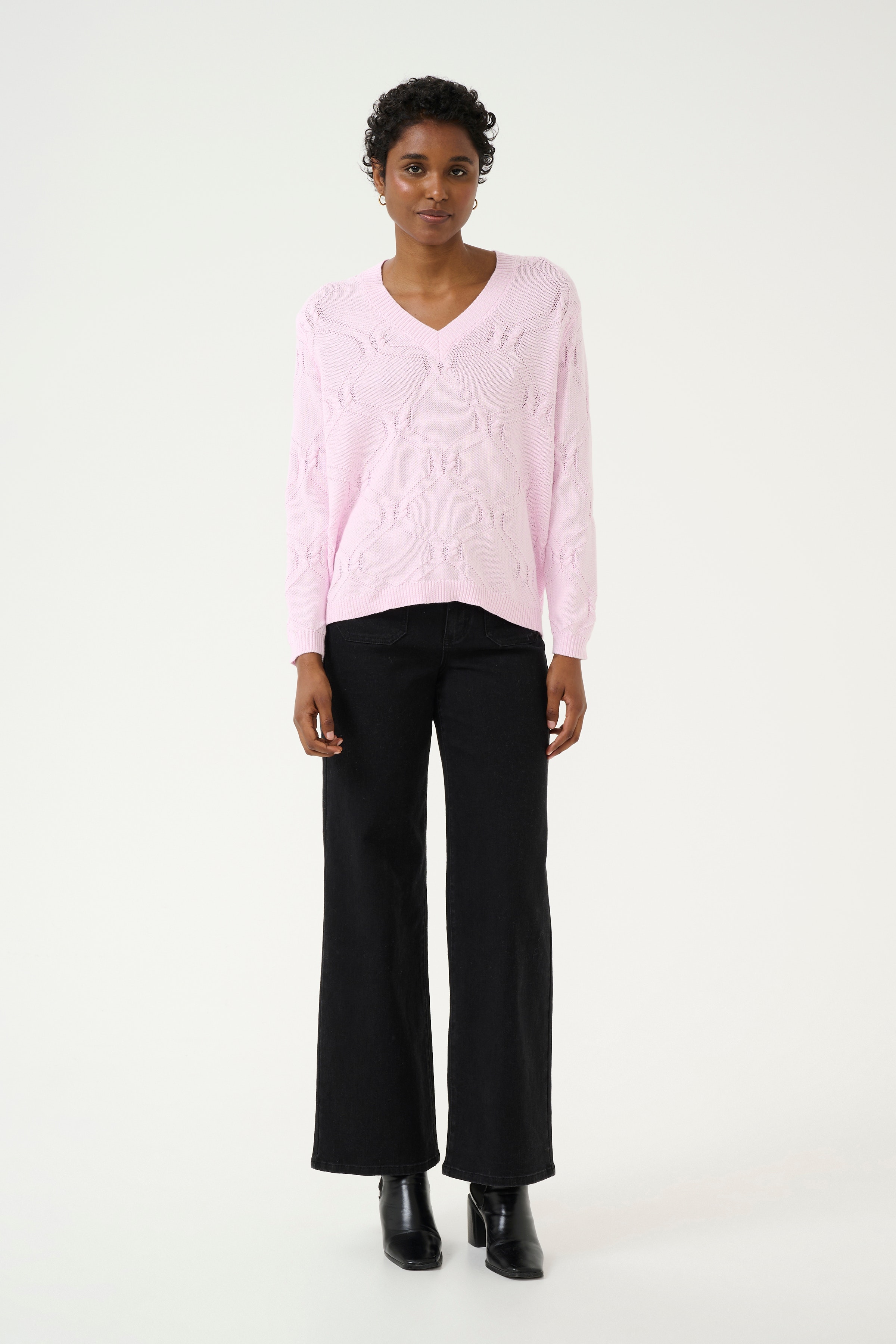 KAcharlie Pullover LOOKBOOK FRONT 10509159-133405