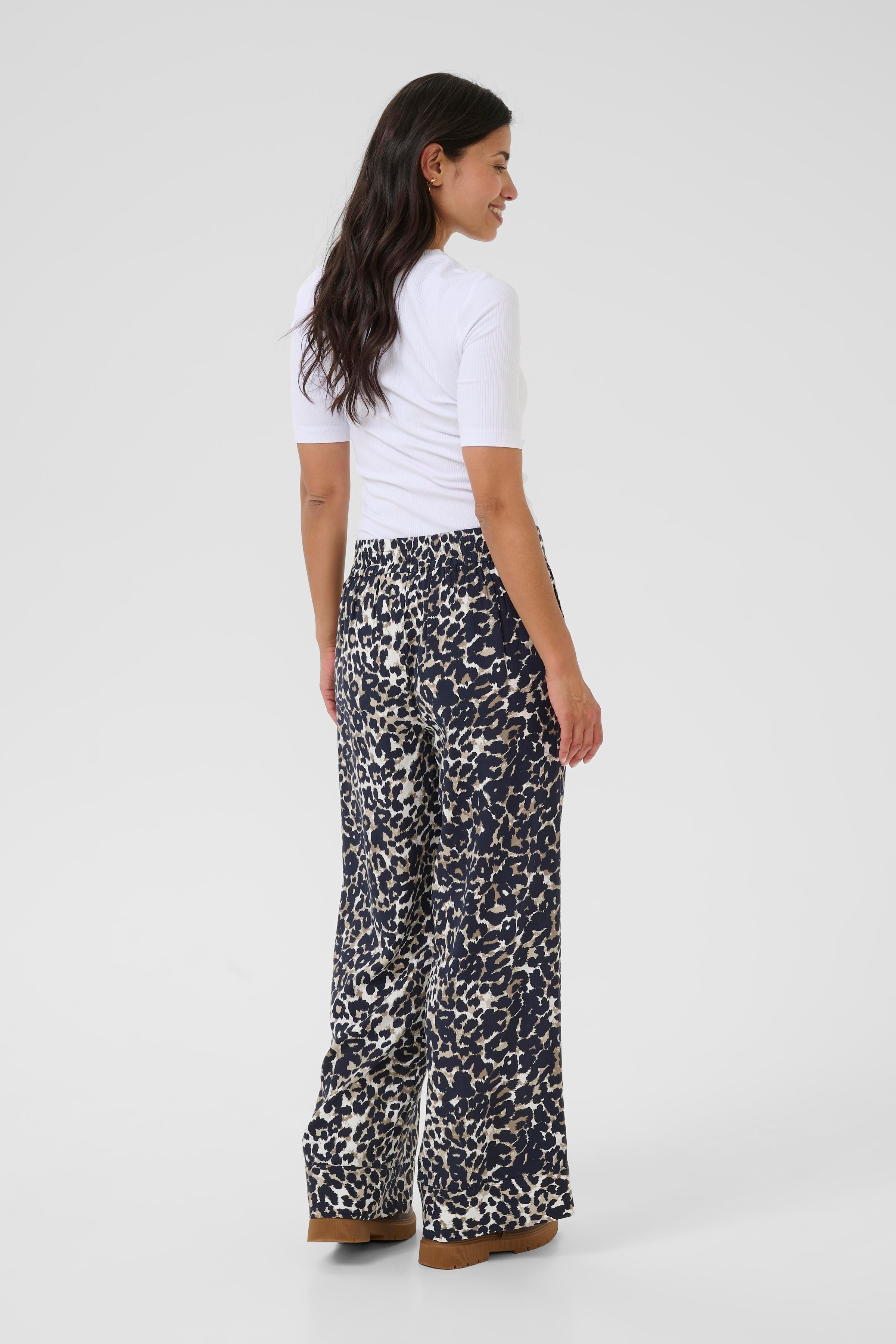 BPsybel Trousers LOOKBOOK BACK 40200009-108373