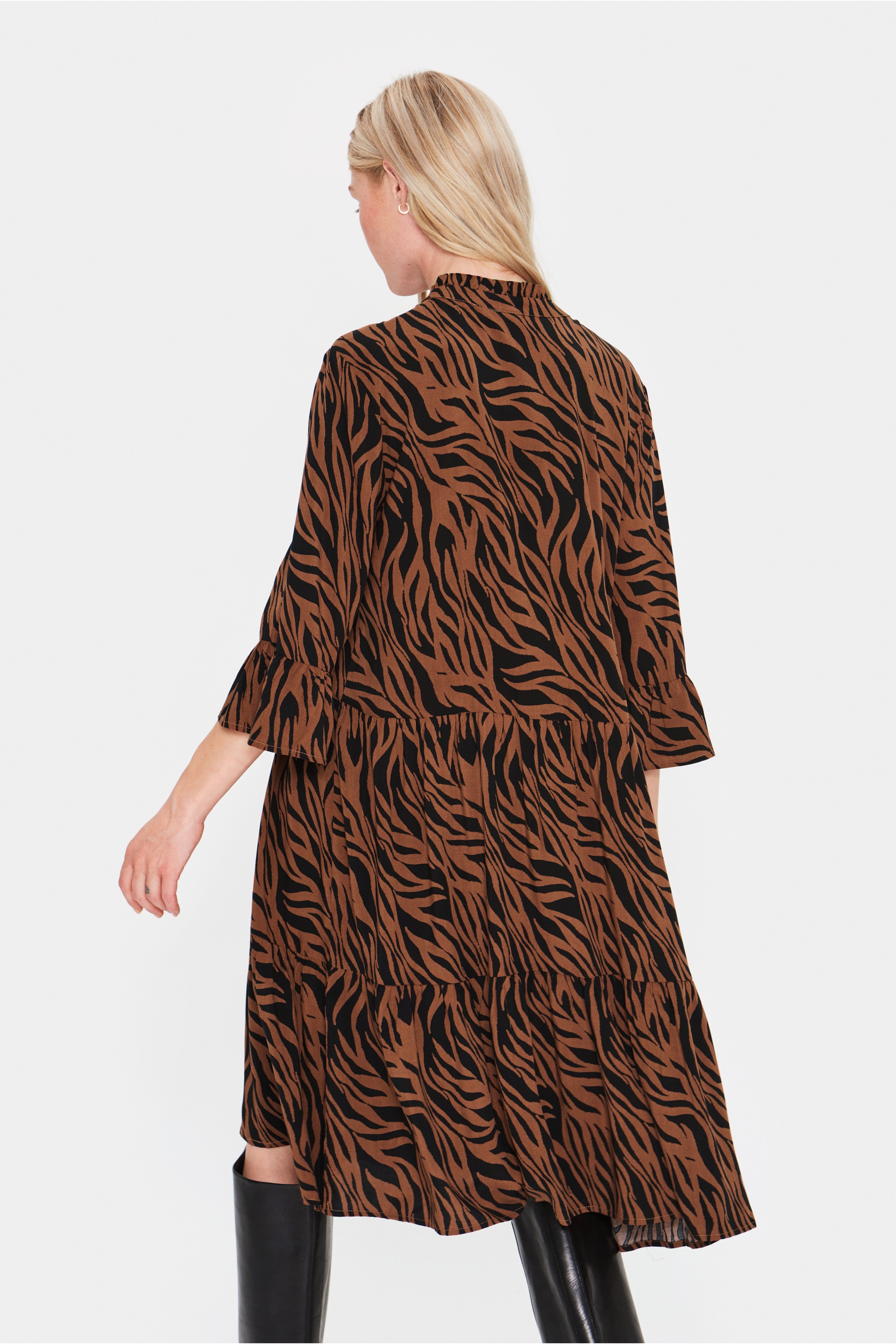 EdaSZ Kjole LOOKBOOK BACK 30510220-600397