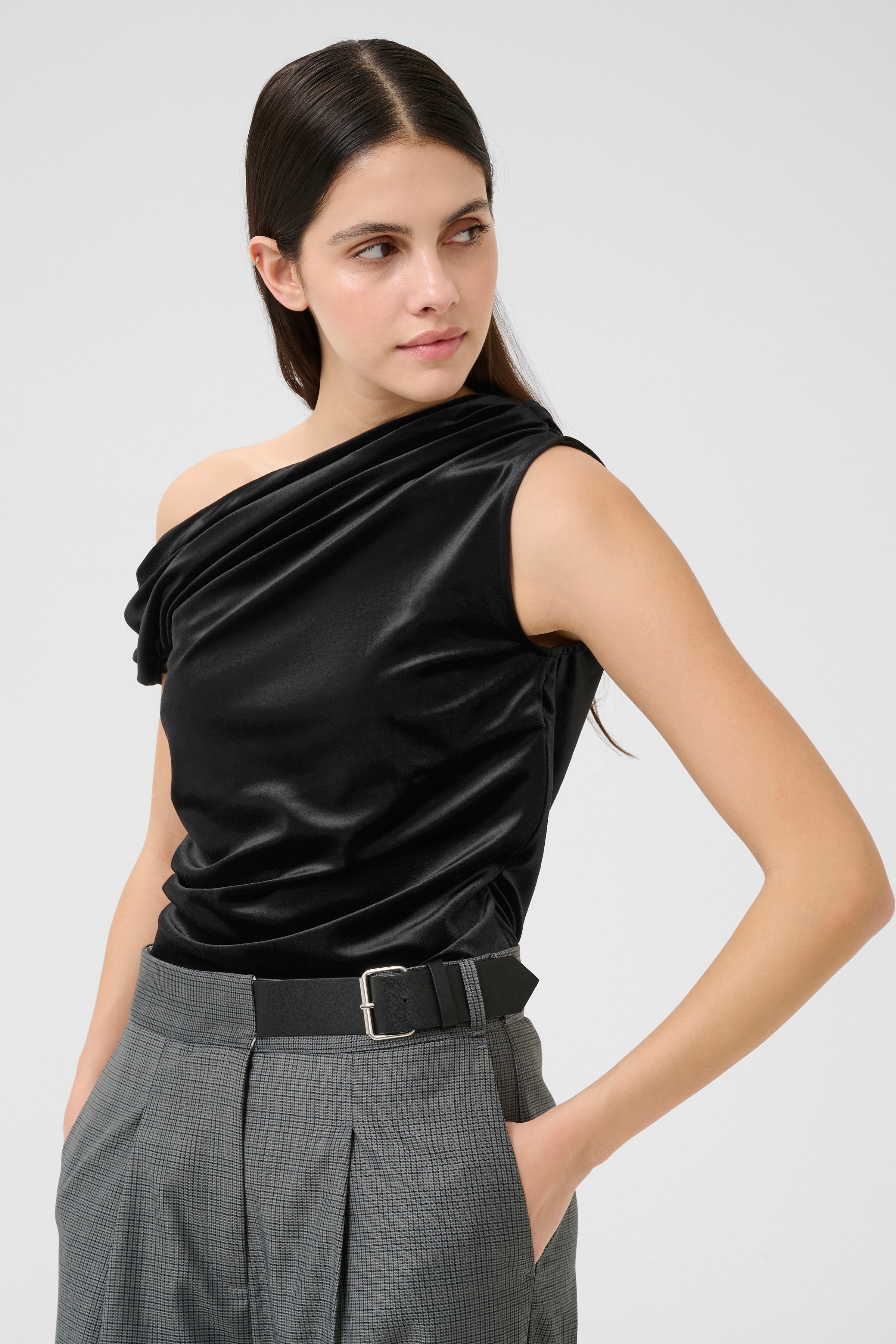 KBCecilia Blouse LOOKBOOK FRONT 10105698-194008