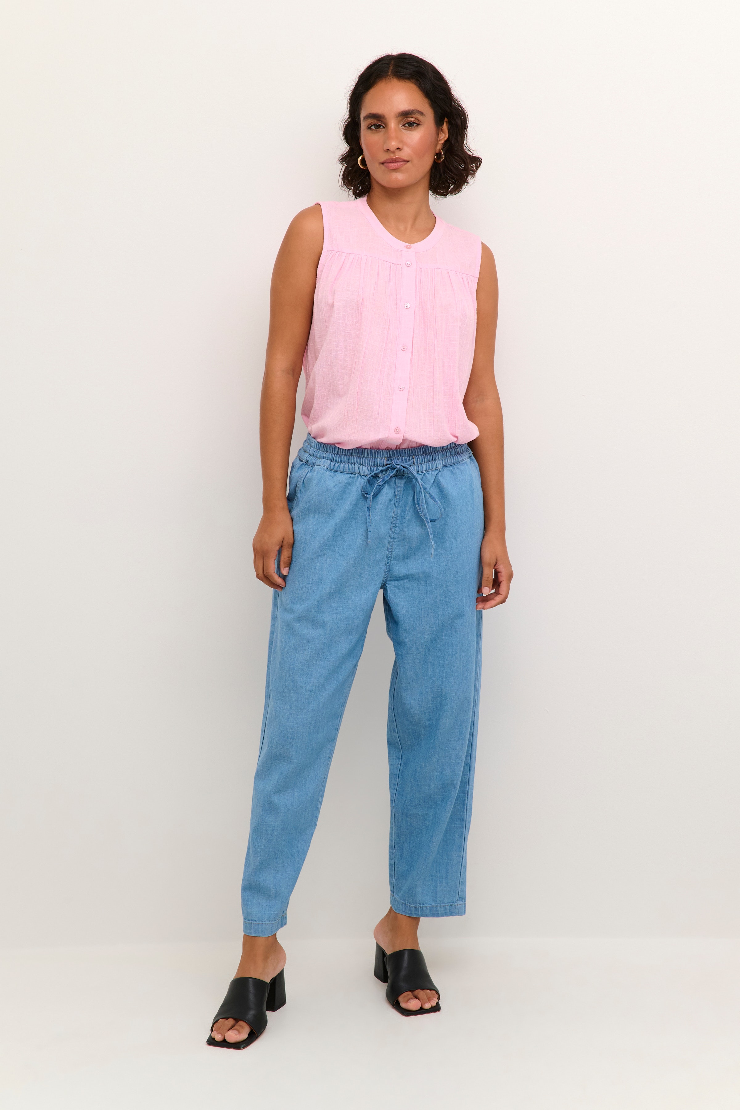 KAlouise Denim Trousers LOOKBOOK FRONT 10508569-105707