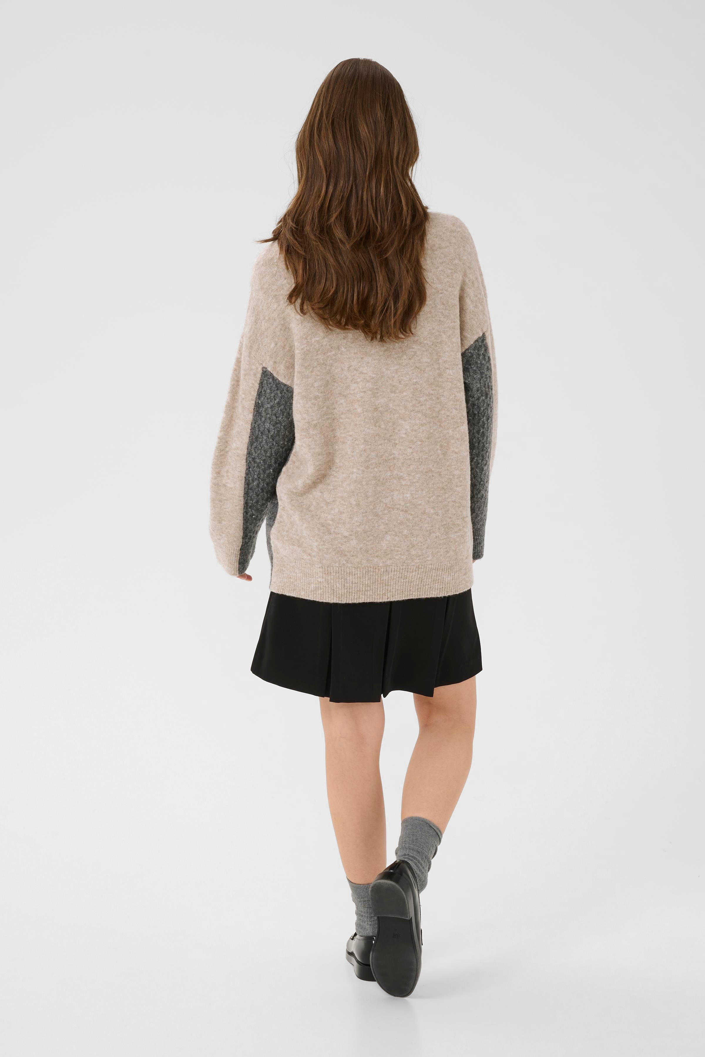 CRMyttah Pullover LOOKBOOK BACK 10614244-108335