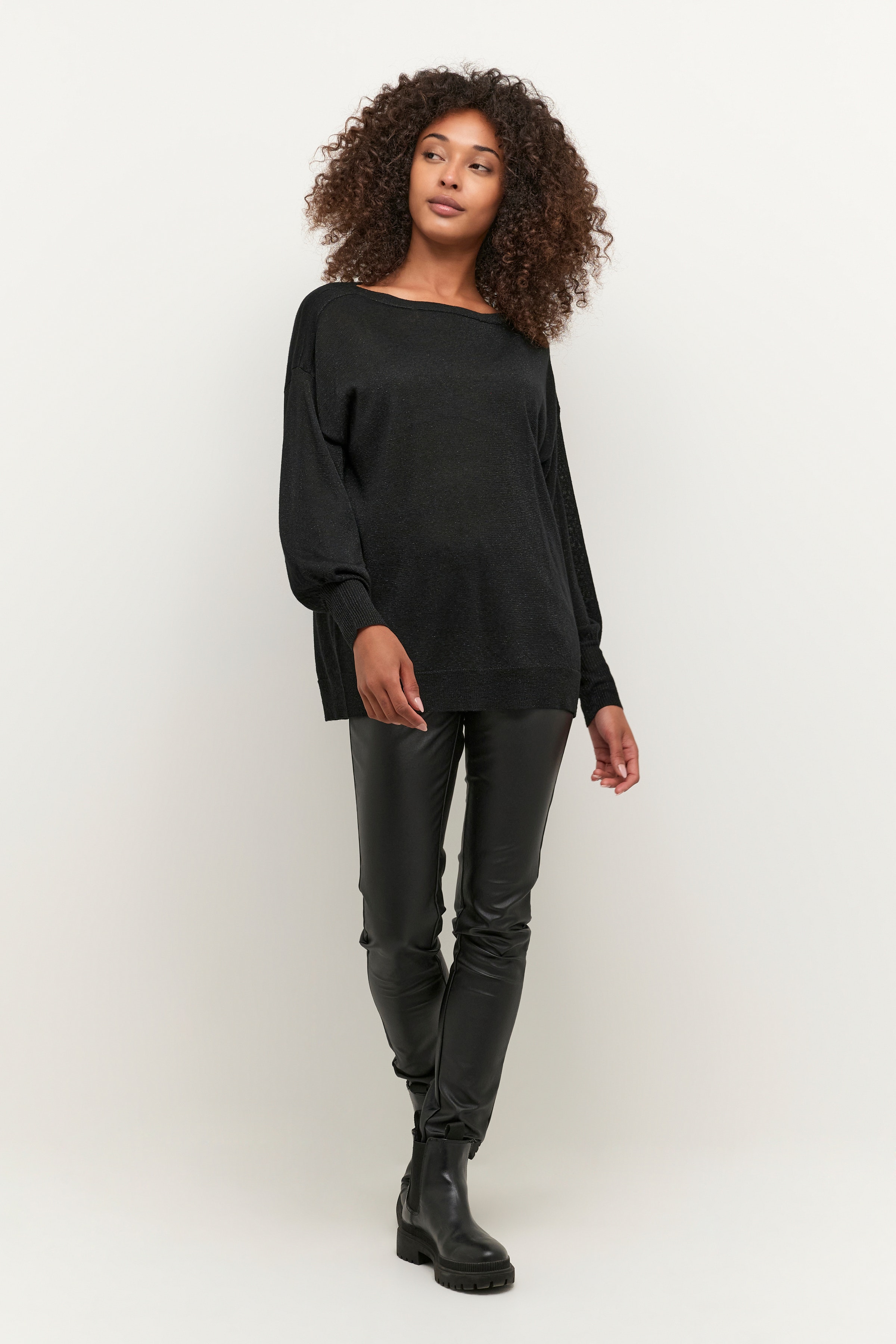 KAregina Pullover LOOKBOOK FRONT 10507027-100121