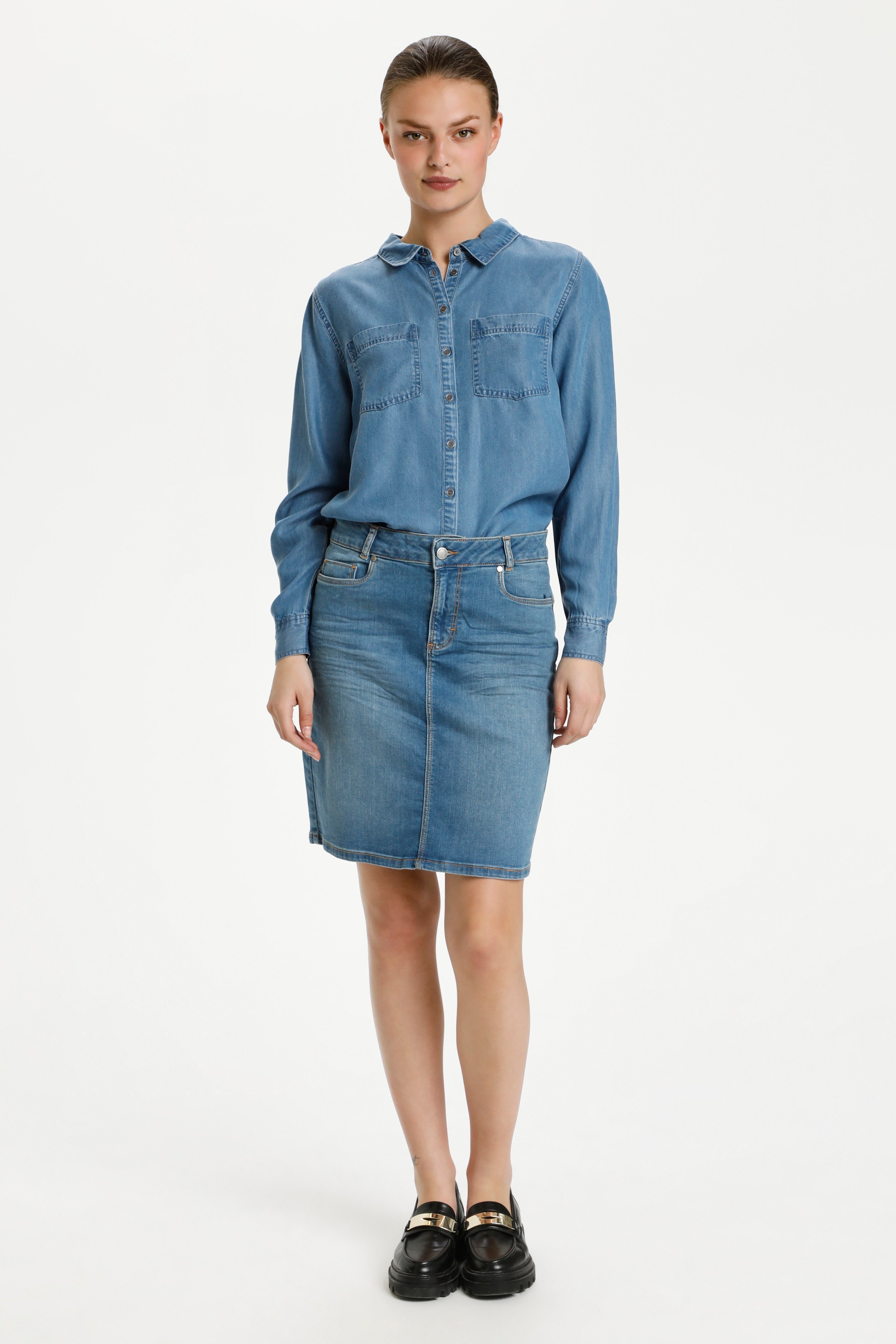 12 THE DENIM SKIRT LOOKBOOK FRONT 10703577-100048