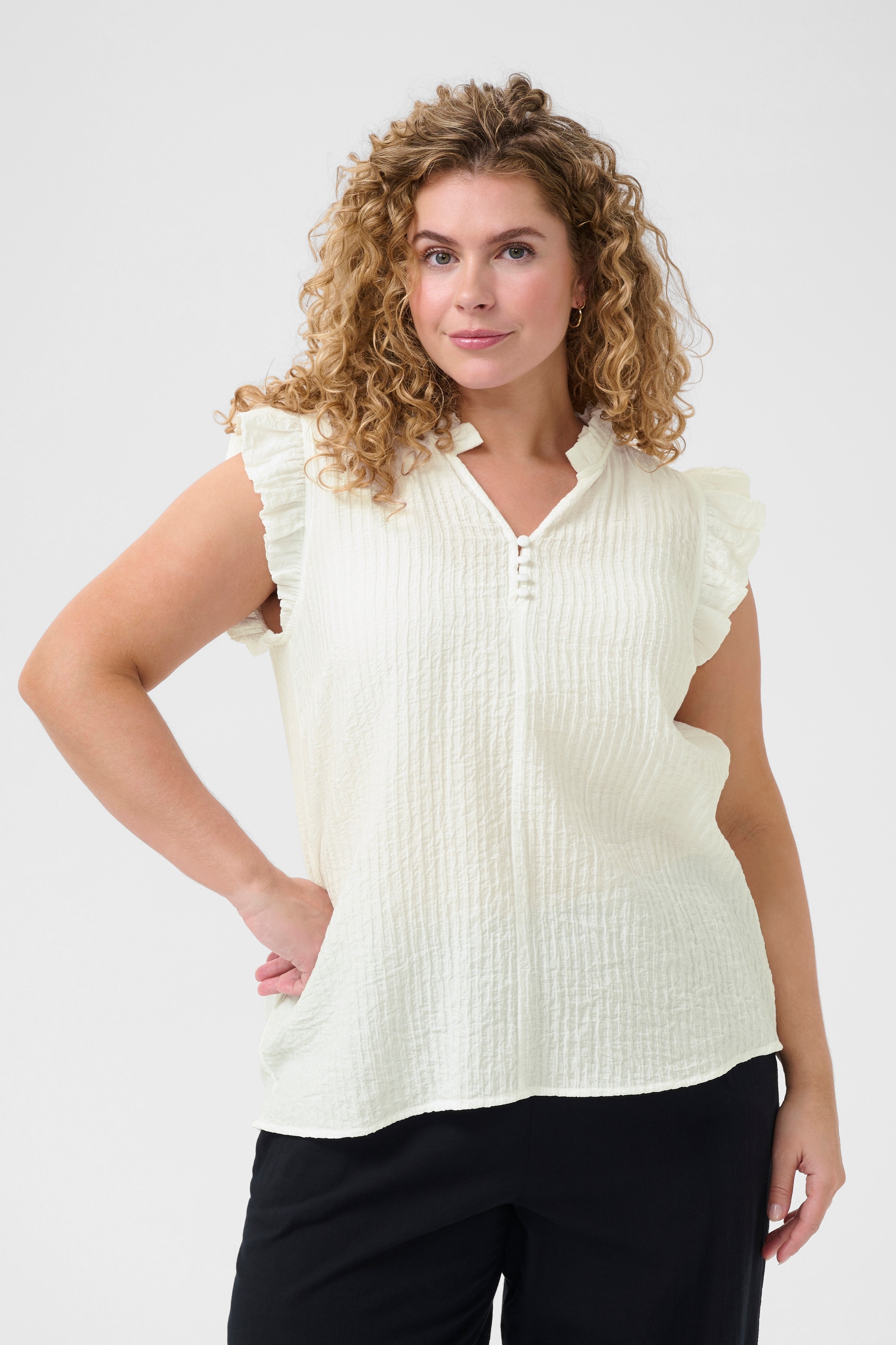 KClyana Blus LOOKBOOK FRONT 10583215-110602