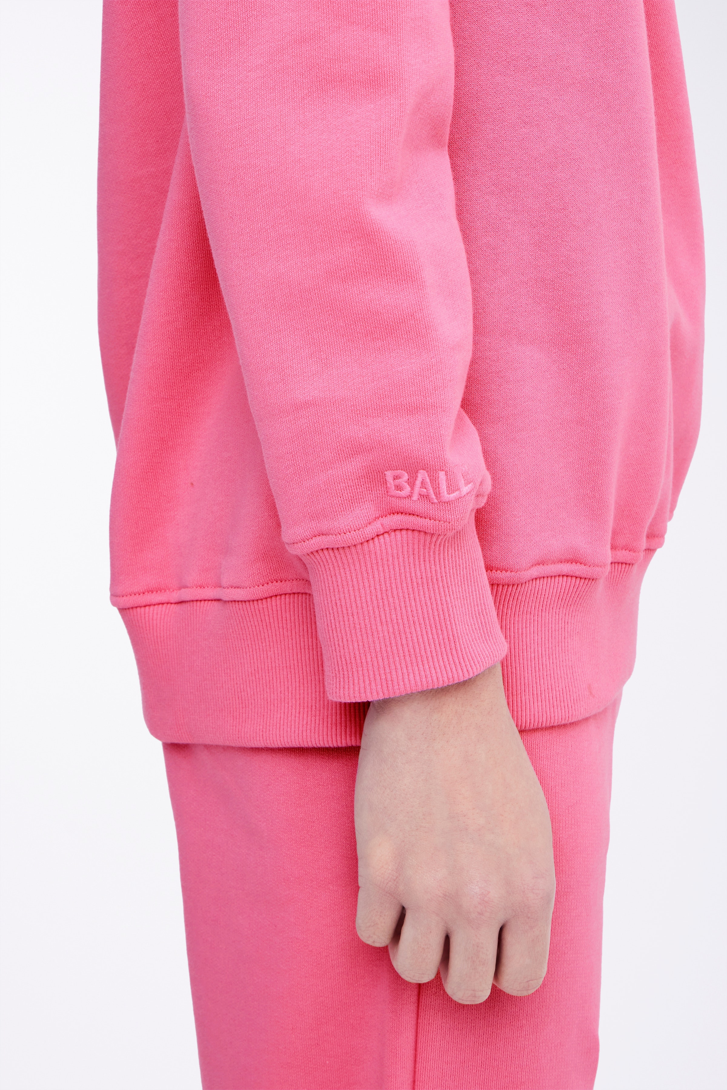 L. TAYLOR SWEATSHIRT LOOKBOOK DETAIL 50400052-171928