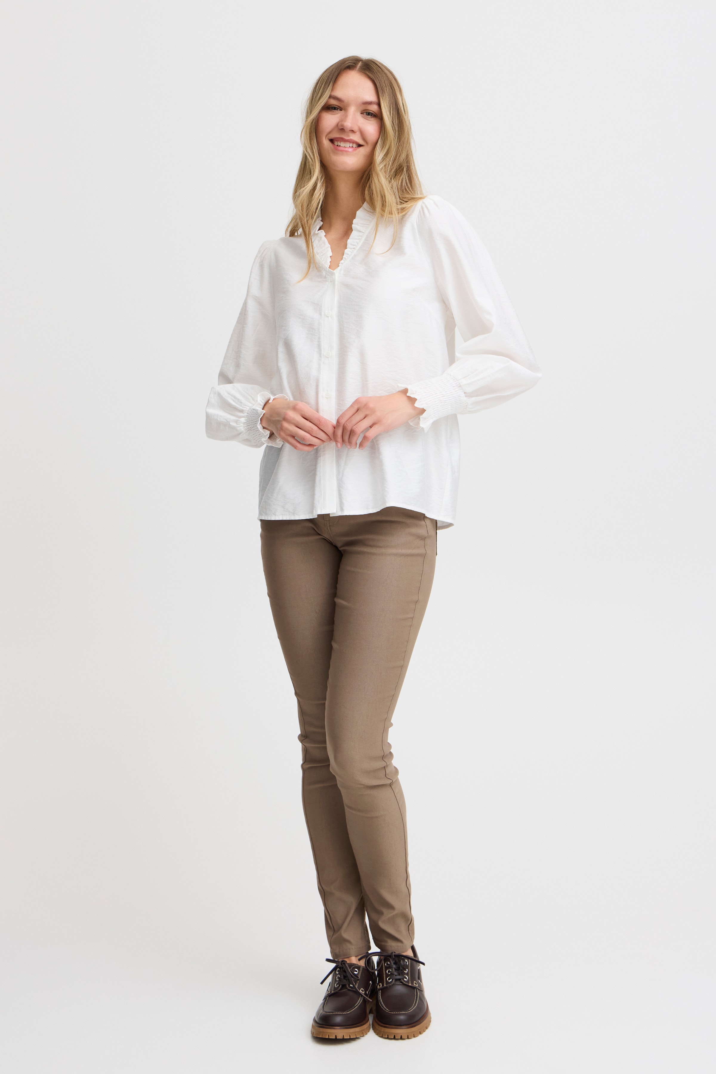 FRAMBY Skjorte LOOKBOOK FRONT 20614071-114800