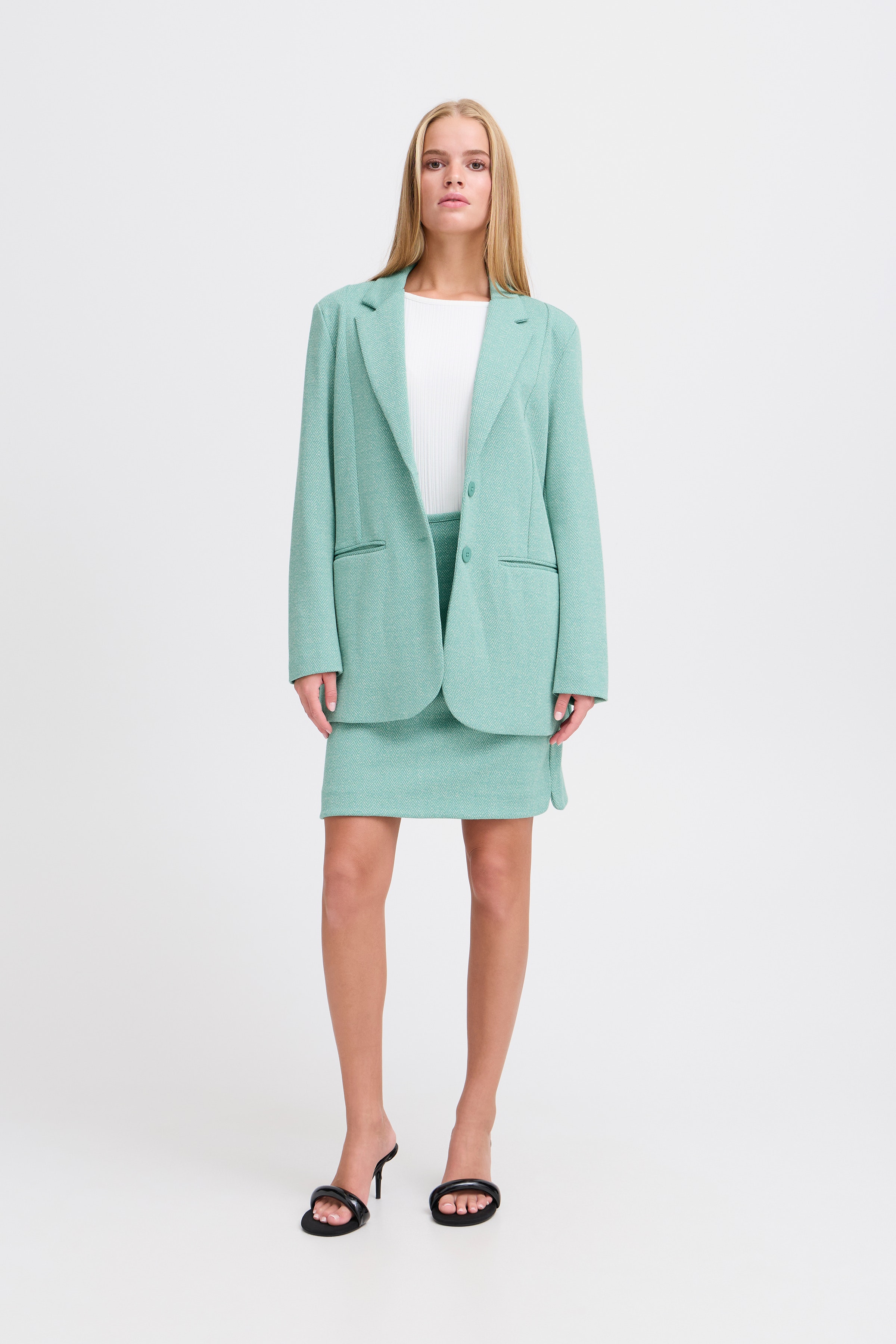 IHKATE Kjol LOOKBOOK FRONT 20121603-204260