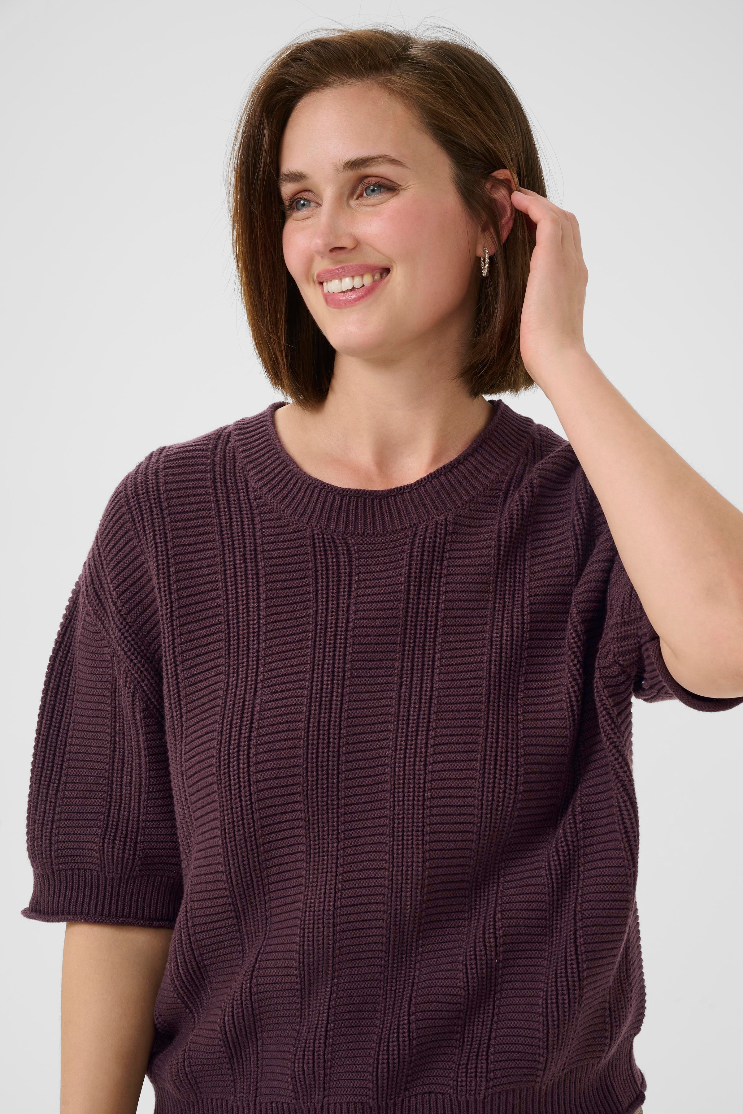 KAwhitney Pullover LOOKBOOK DETAIL 10510098-191619
