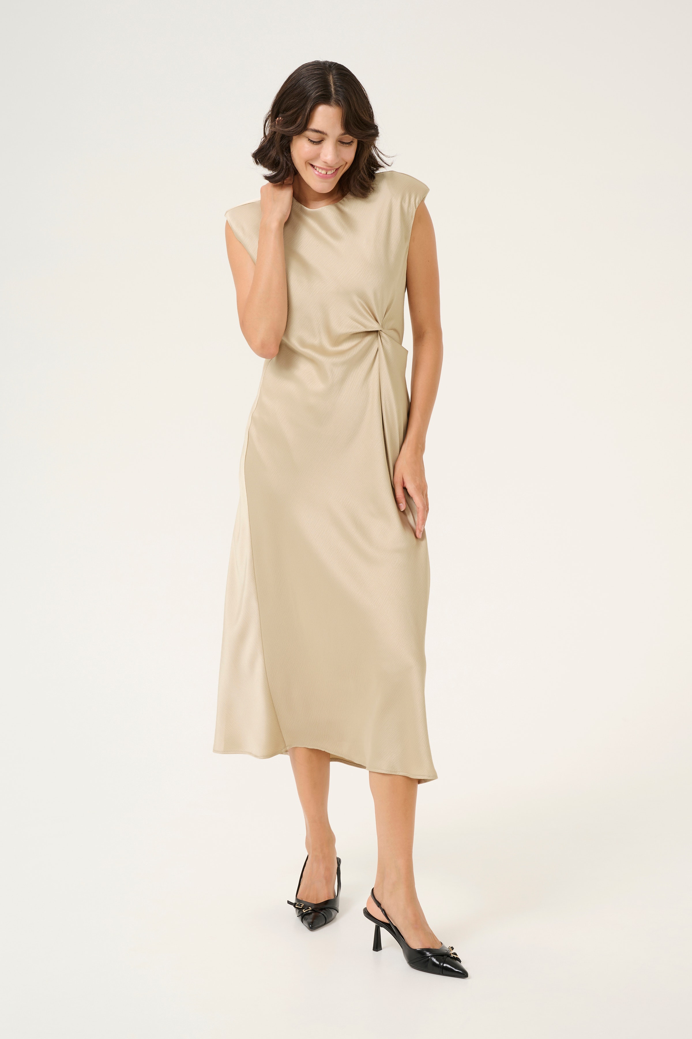 KApristina Kjole LOOKBOOK FRONT 10509763-151305