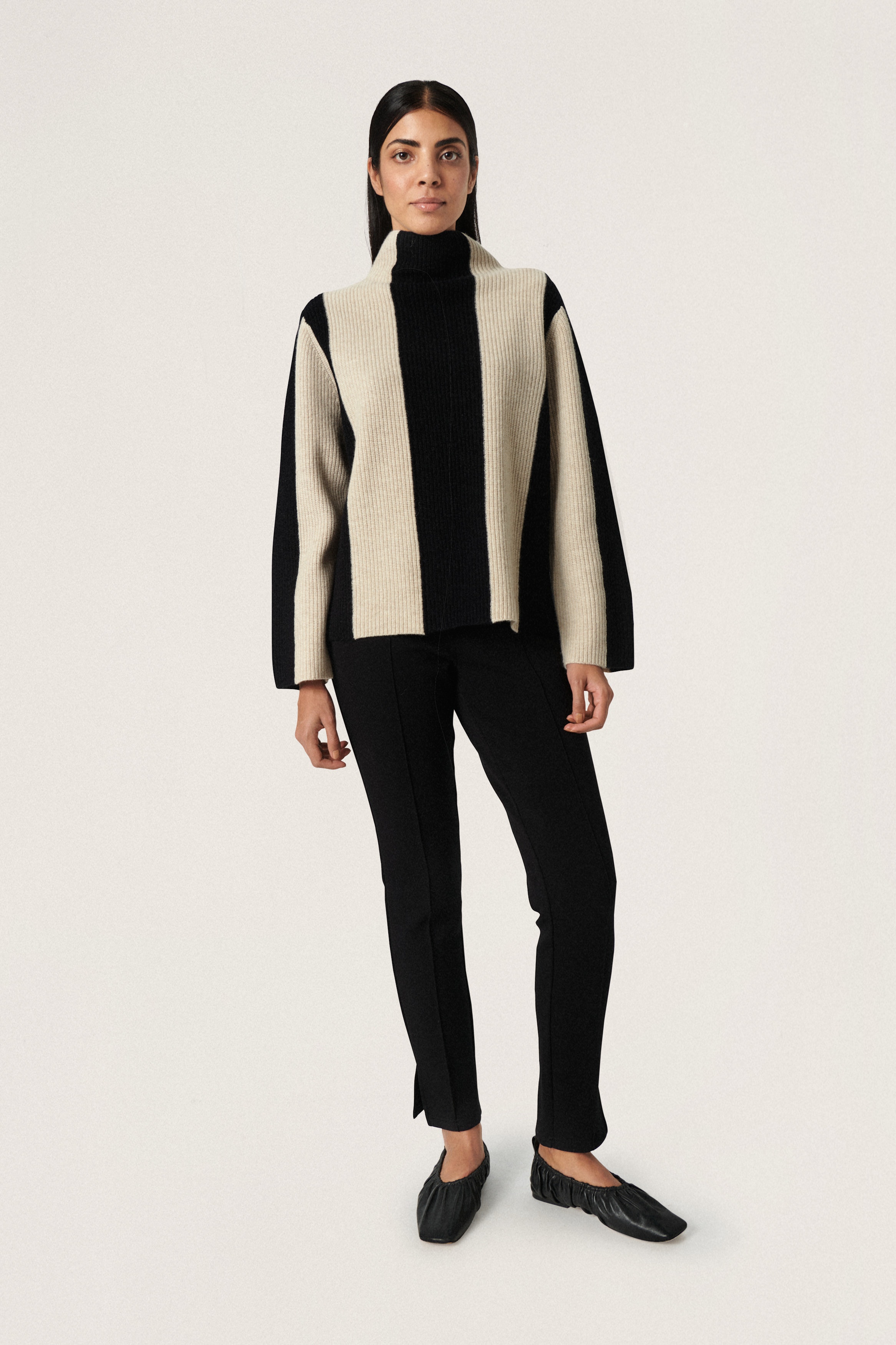 SLMolina Pullover LOOKBOOK FRONT 30406545-301824