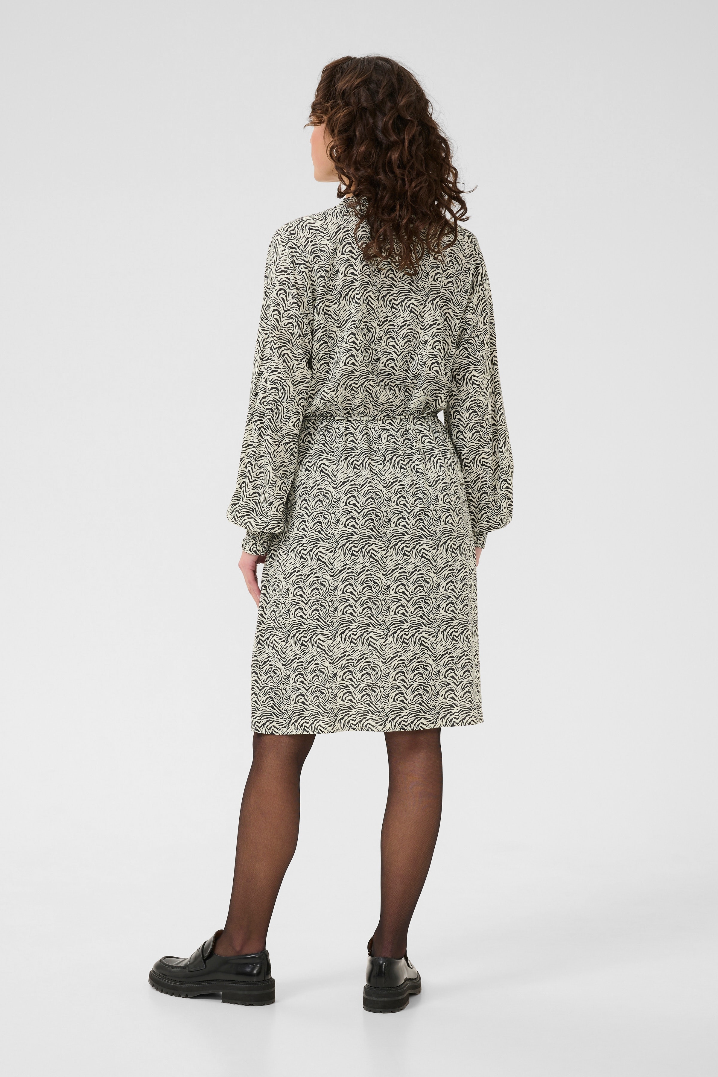 KAmiriam Dress LOOKBOOK BACK 10510550-108215