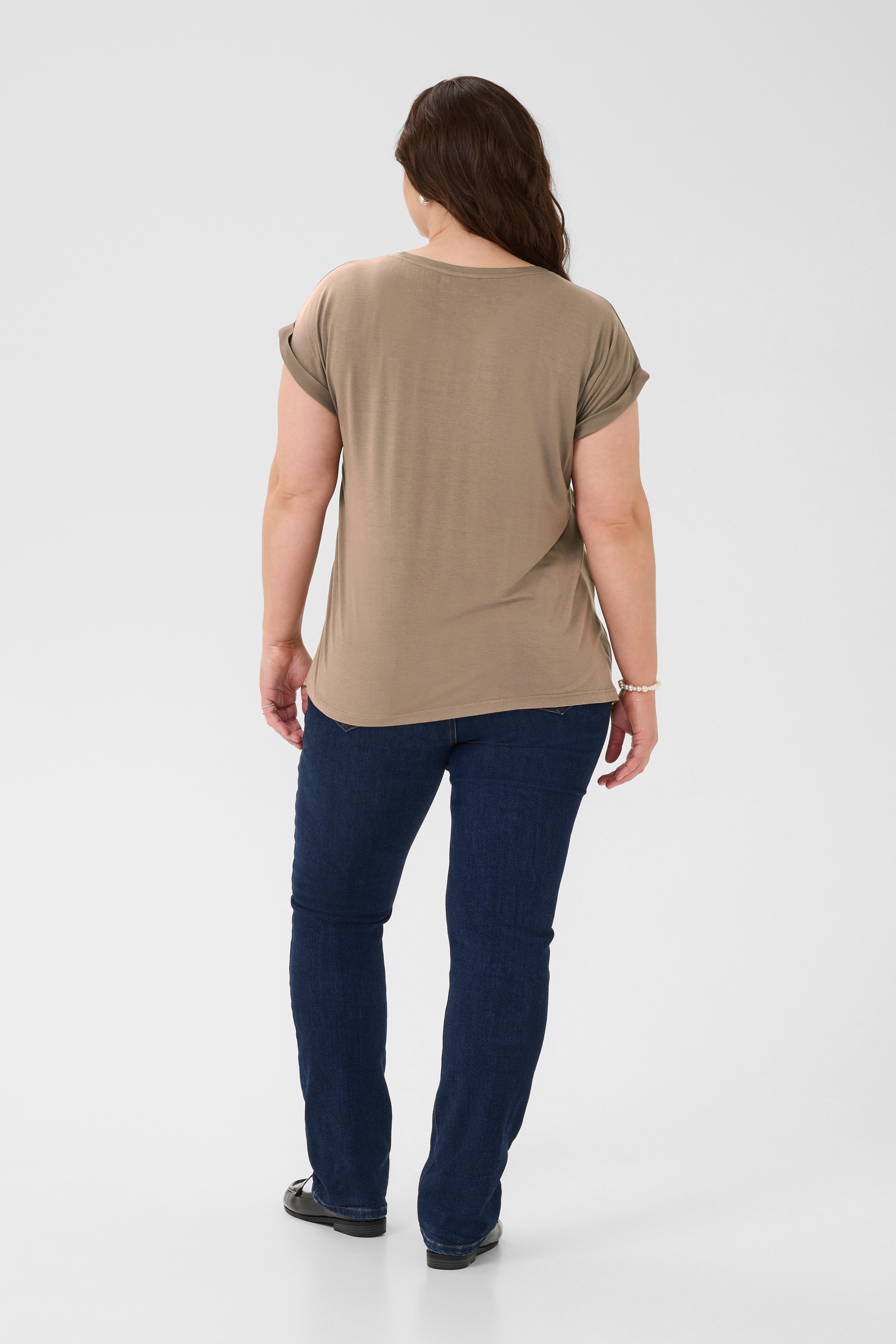 KCmilia Blouse LOOKBOOK BACK 10583812-190808