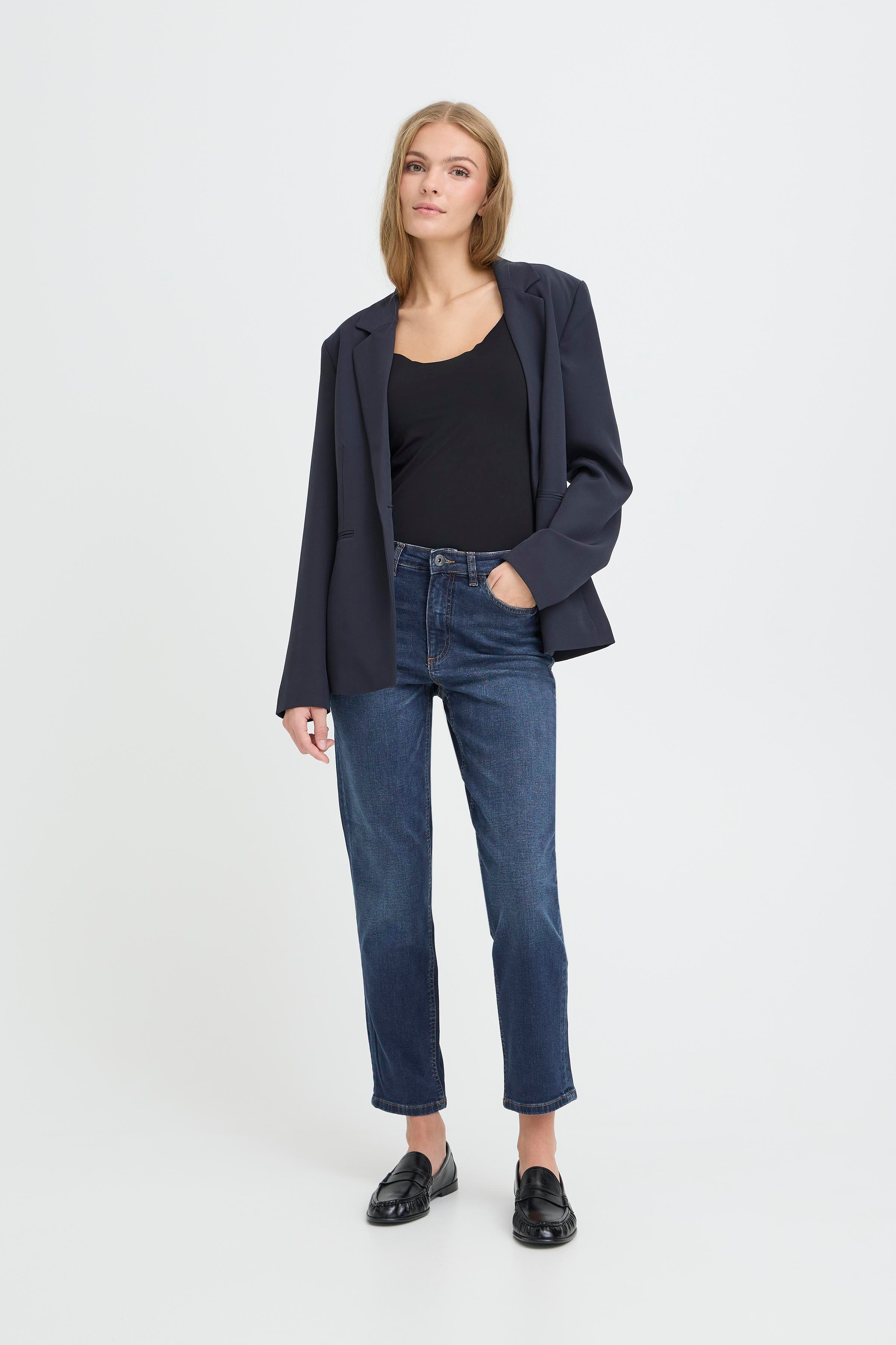 IHTWIGGY RAVEN Jeans LOOKBOOK FRONT 20110967-19038