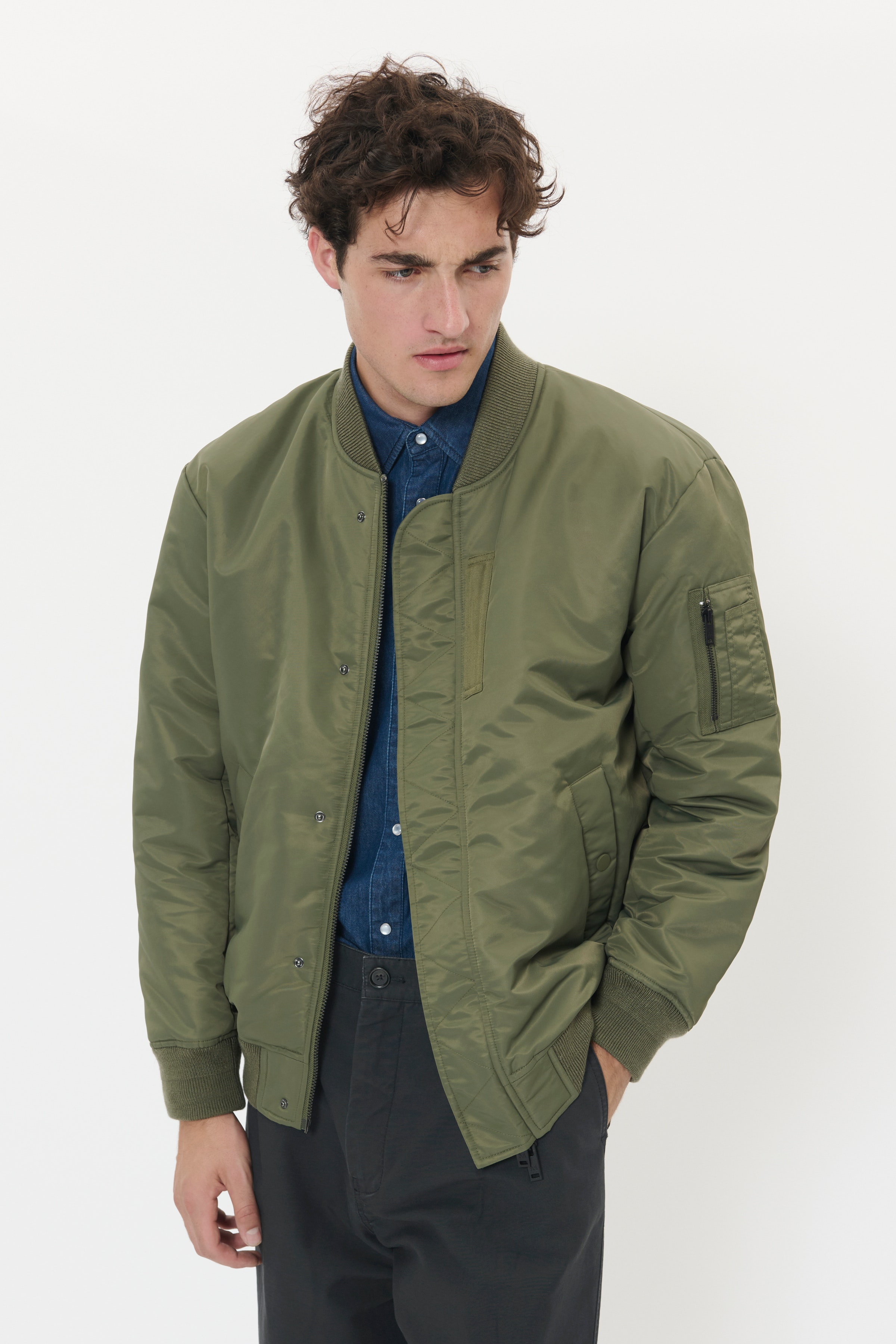 MAbatley M73 Bomberjack LOOKBOOK FRONT 30208862-190515