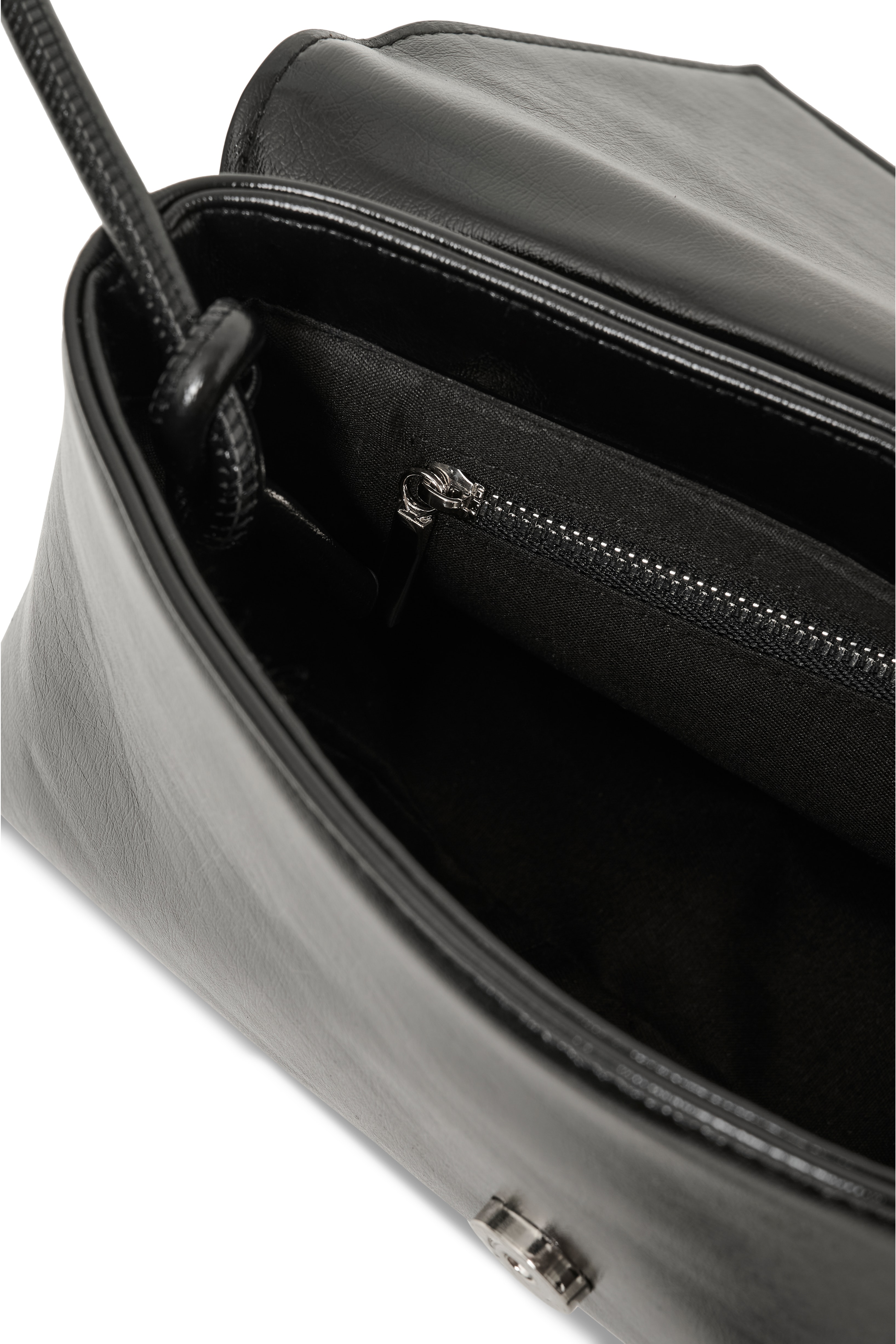 VloraPW Bag PACK DETAIL 30310228-304446