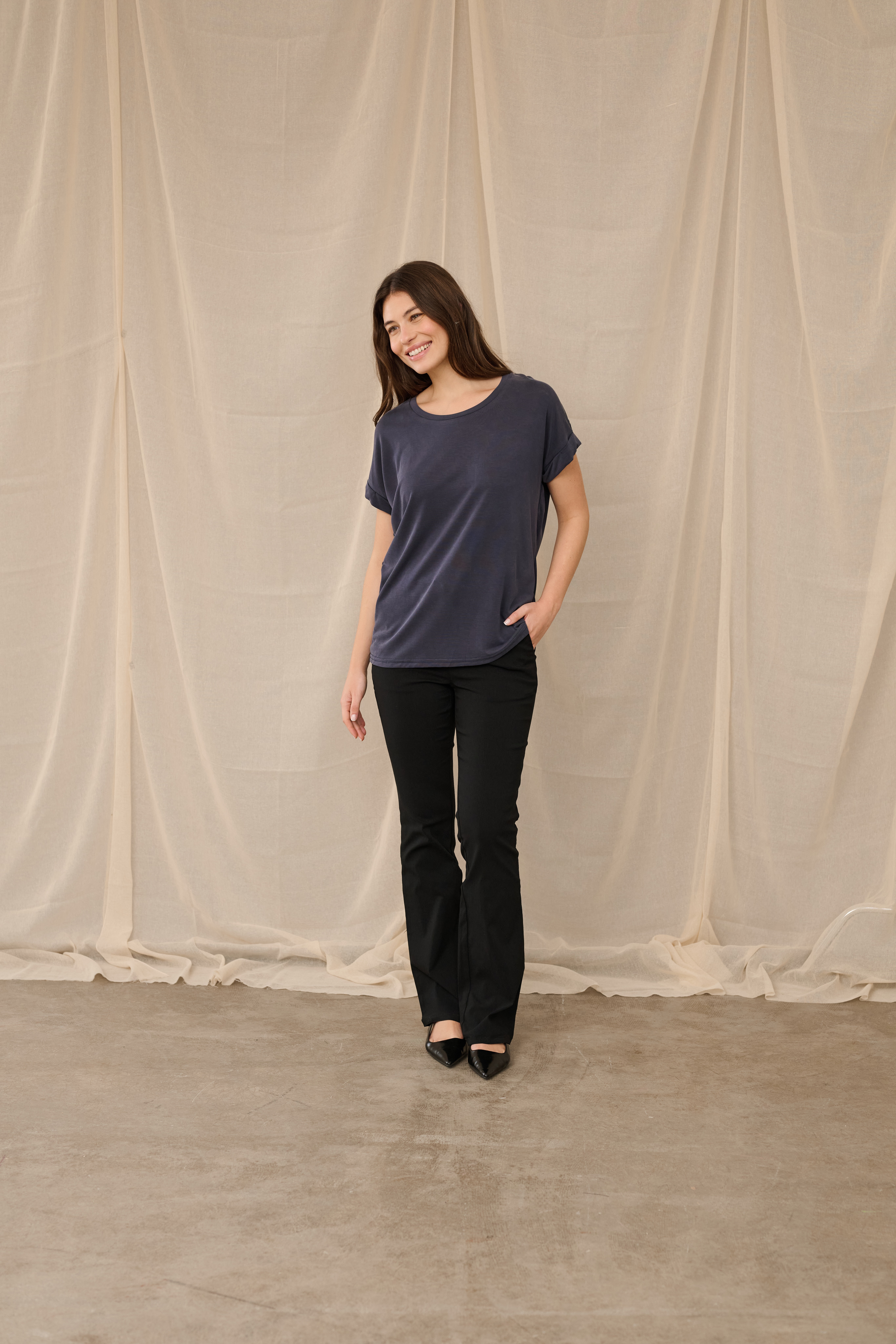 Kajsa T-shirt LOCATION NONE 50103468-5103406