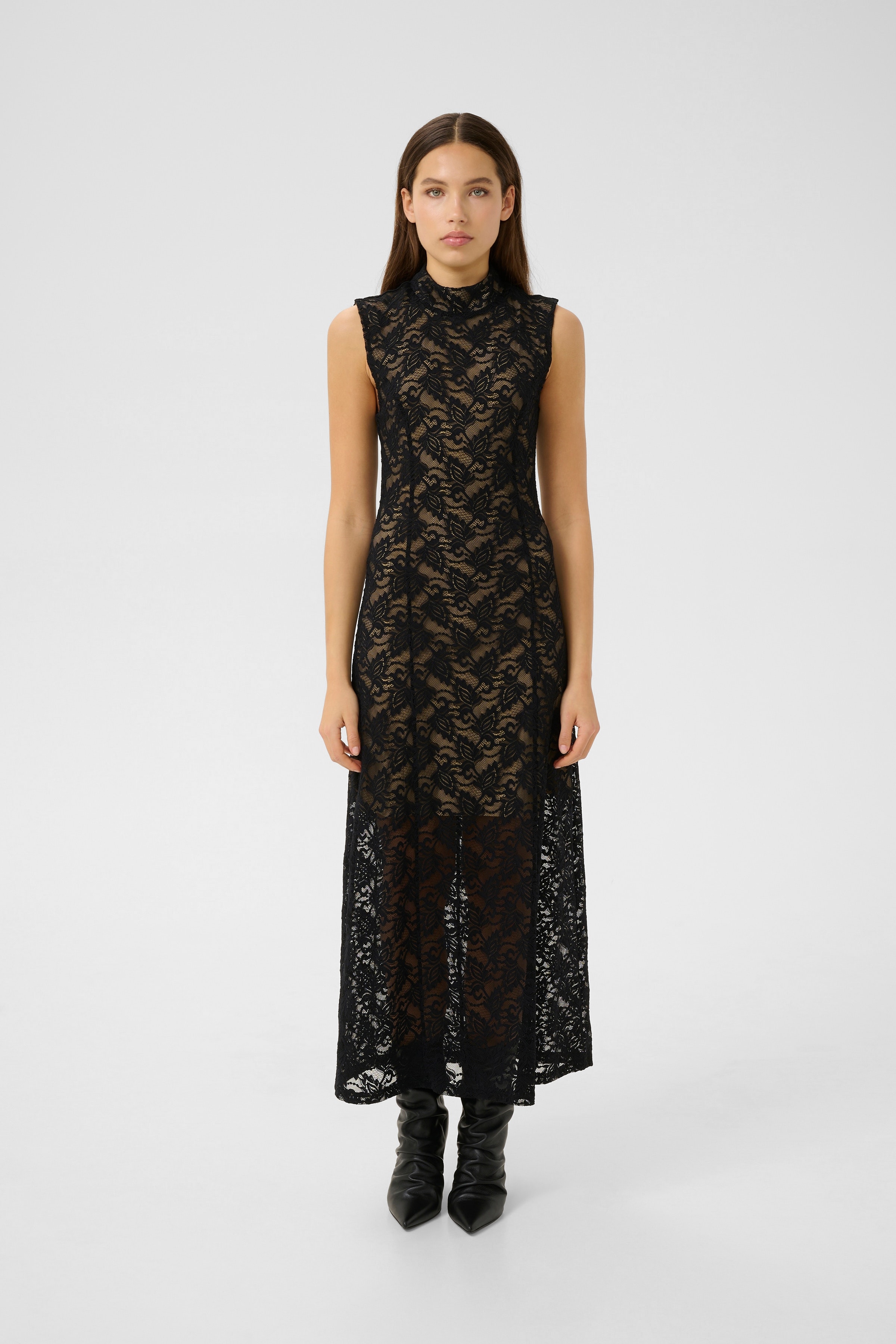 GZtania Dress LOOKBOOK FRONT 10910677-100017