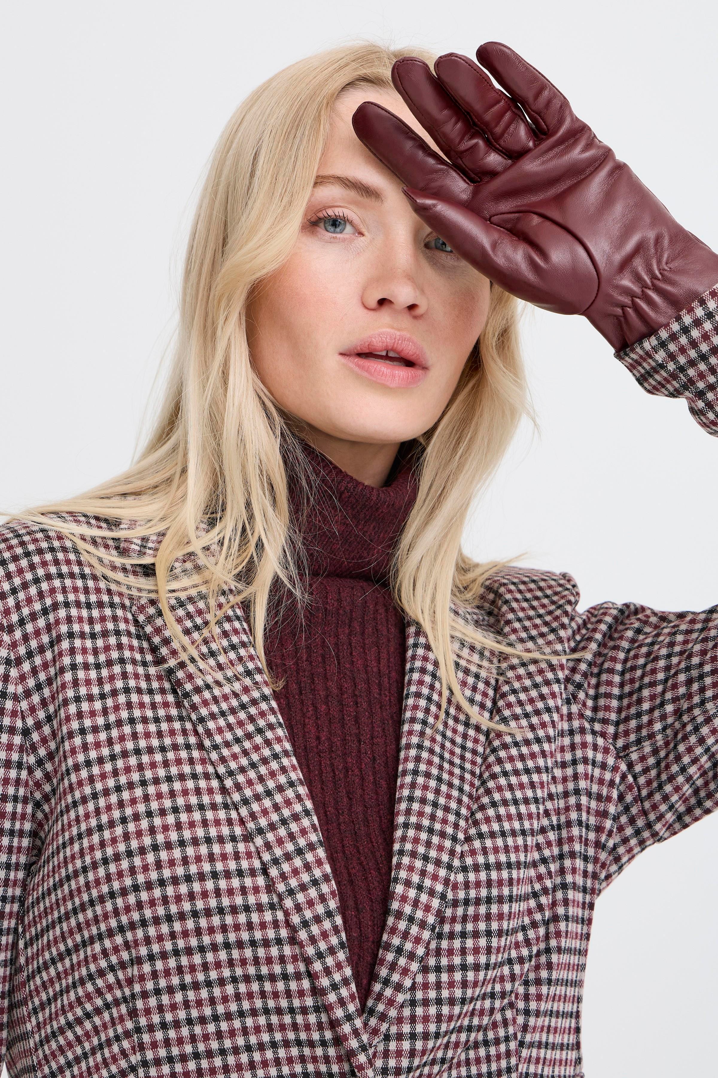 BYVANTE Hansker LOOKBOOK FRONT 20818015-191627