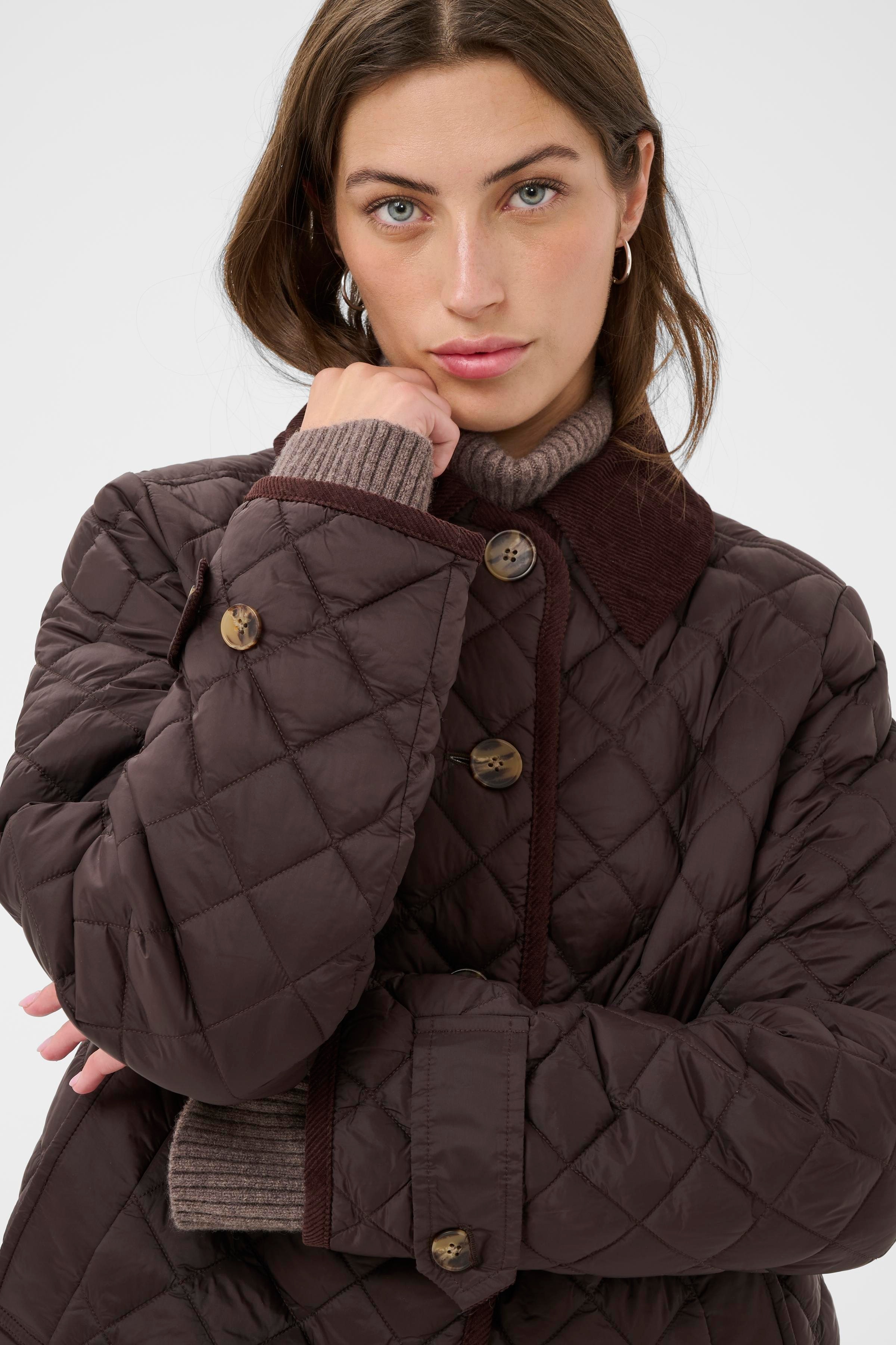 SafiyaPW Outerwear LOOKBOOK DETAIL 30309732-191106