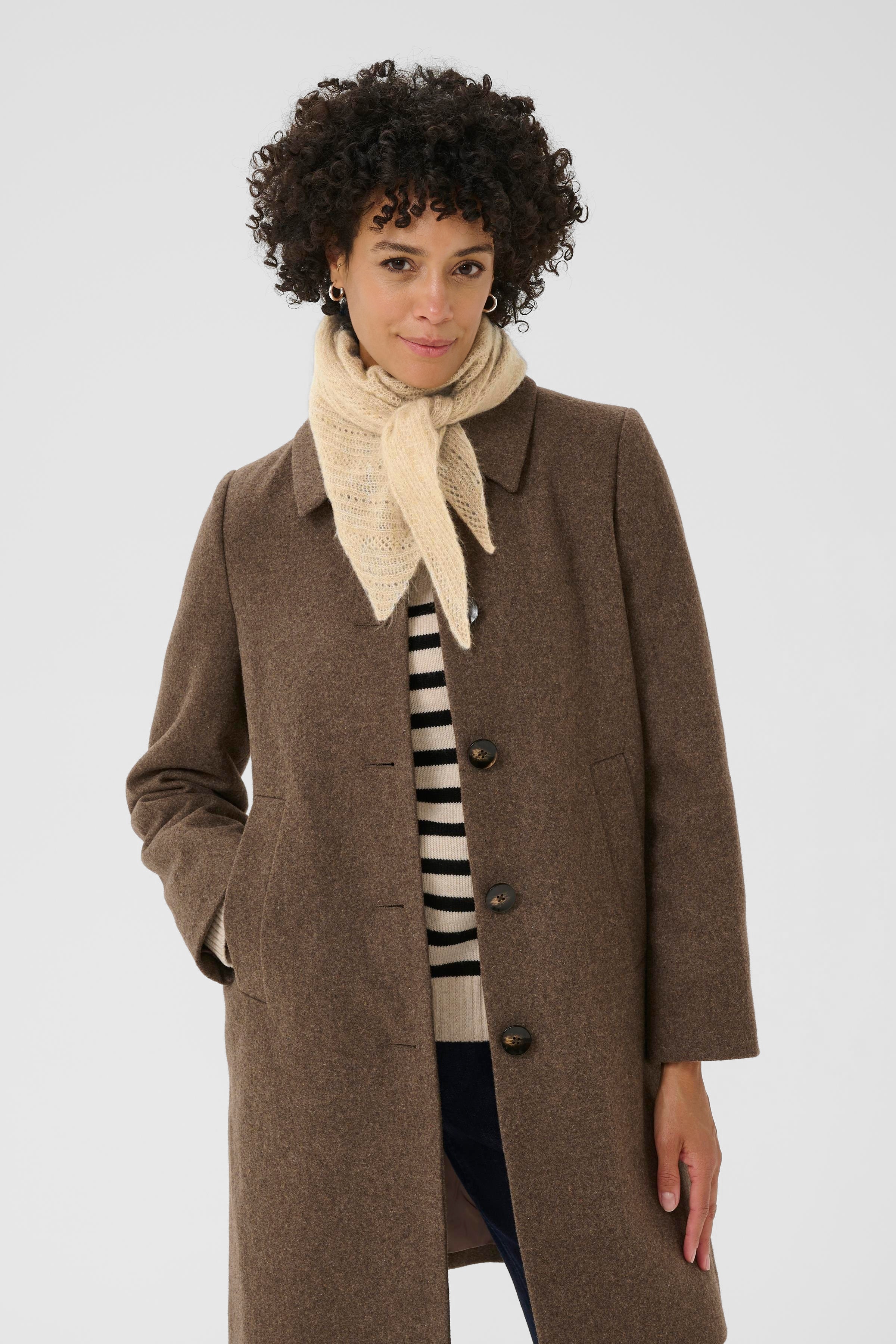 SizzePW Scarf LOOKBOOK FRONT 30310083-1304001