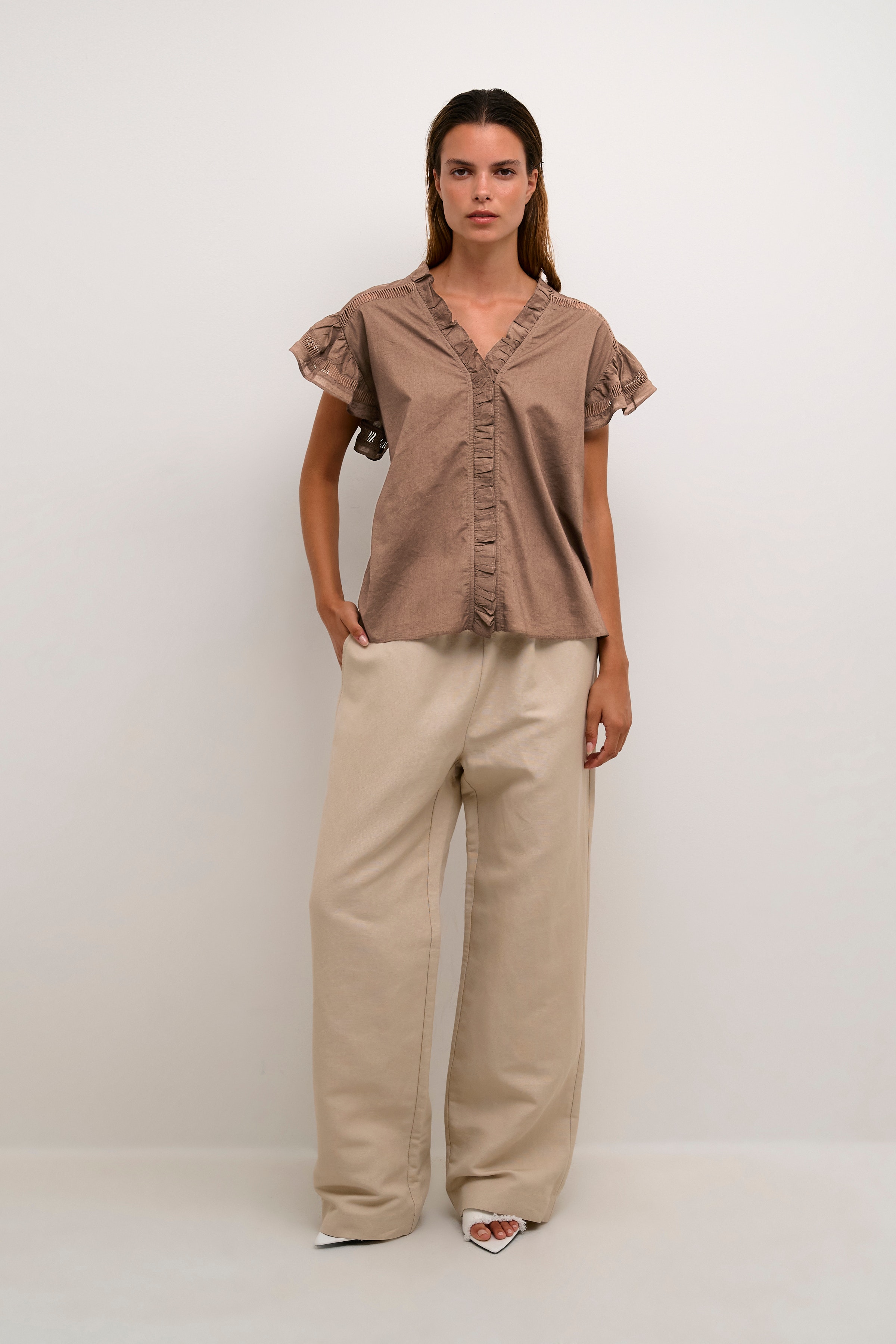 OmmiKB Blouse LOOKBOOK FRONT 10104993-190809