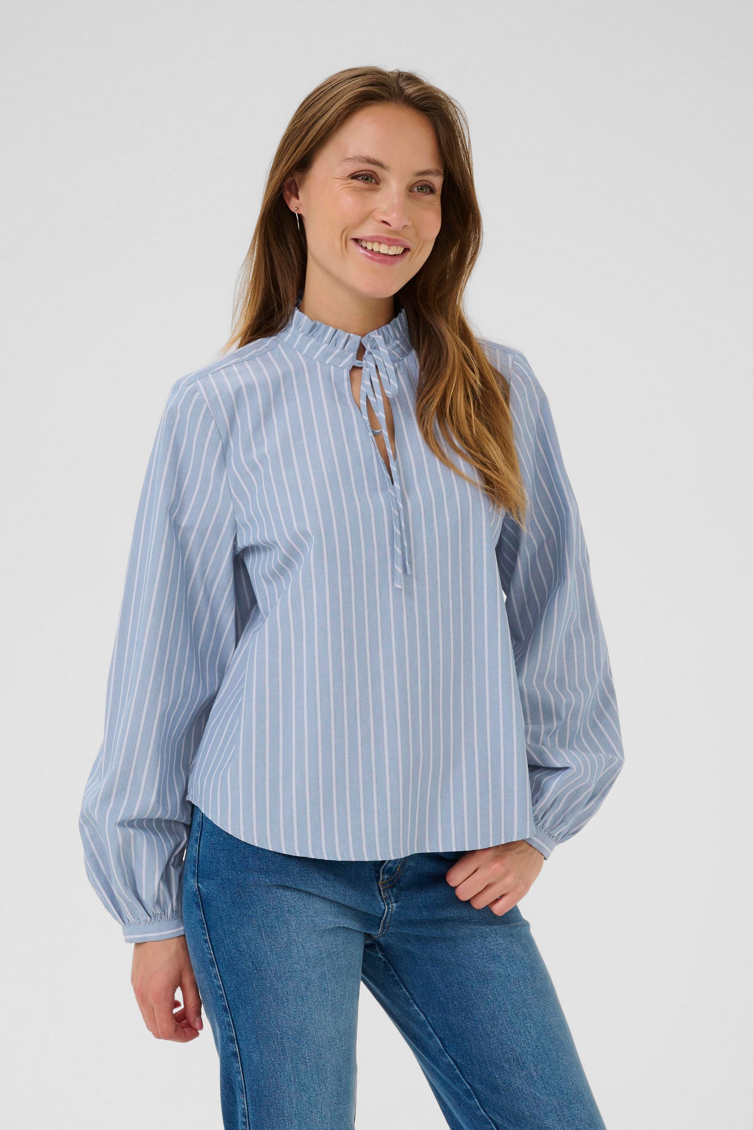 KAmilina Blouse LOOKBOOK FRONT 10510643-108274